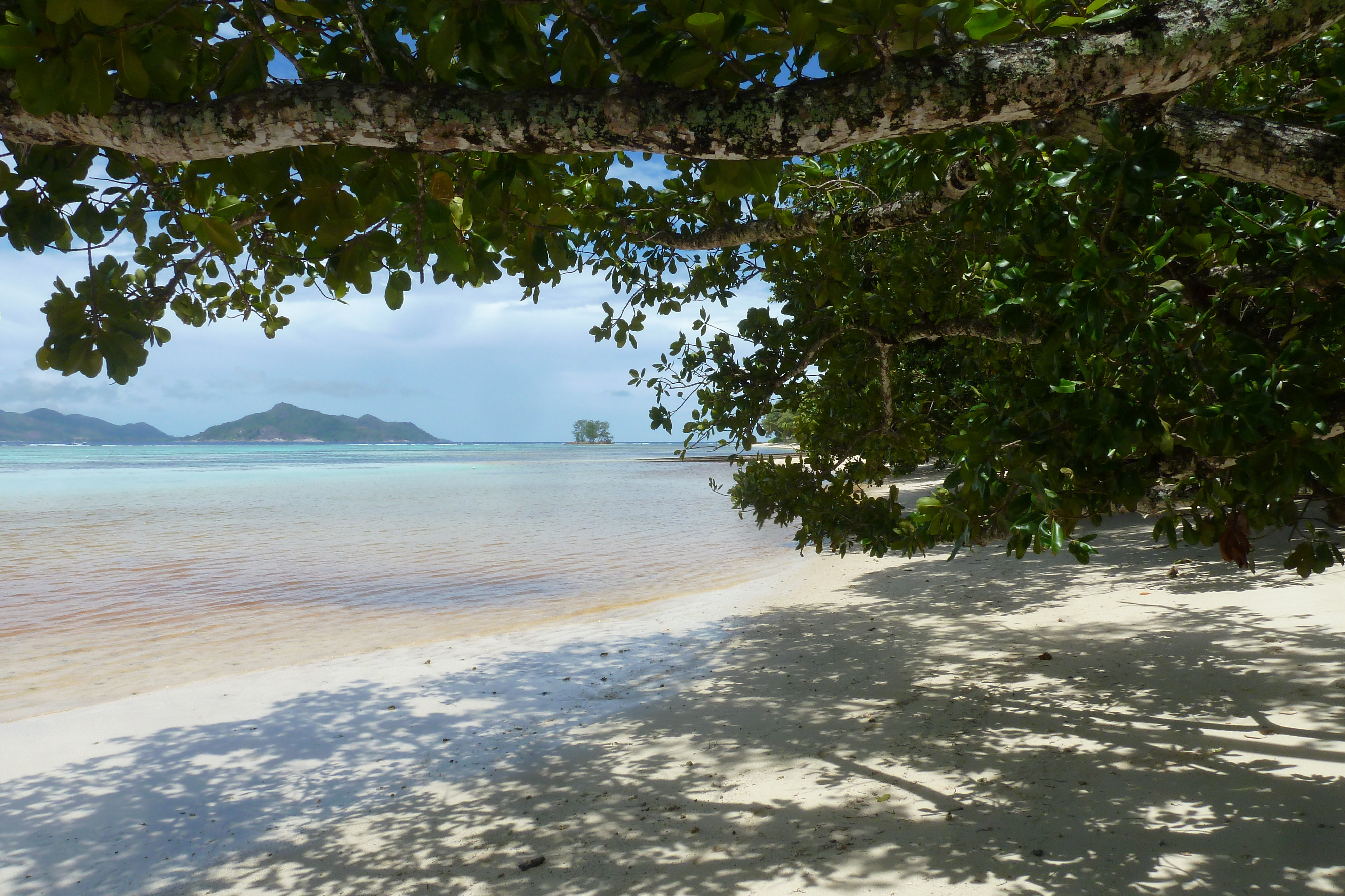 Picture Seychelles La Digue 2011-10 211 - History La Digue