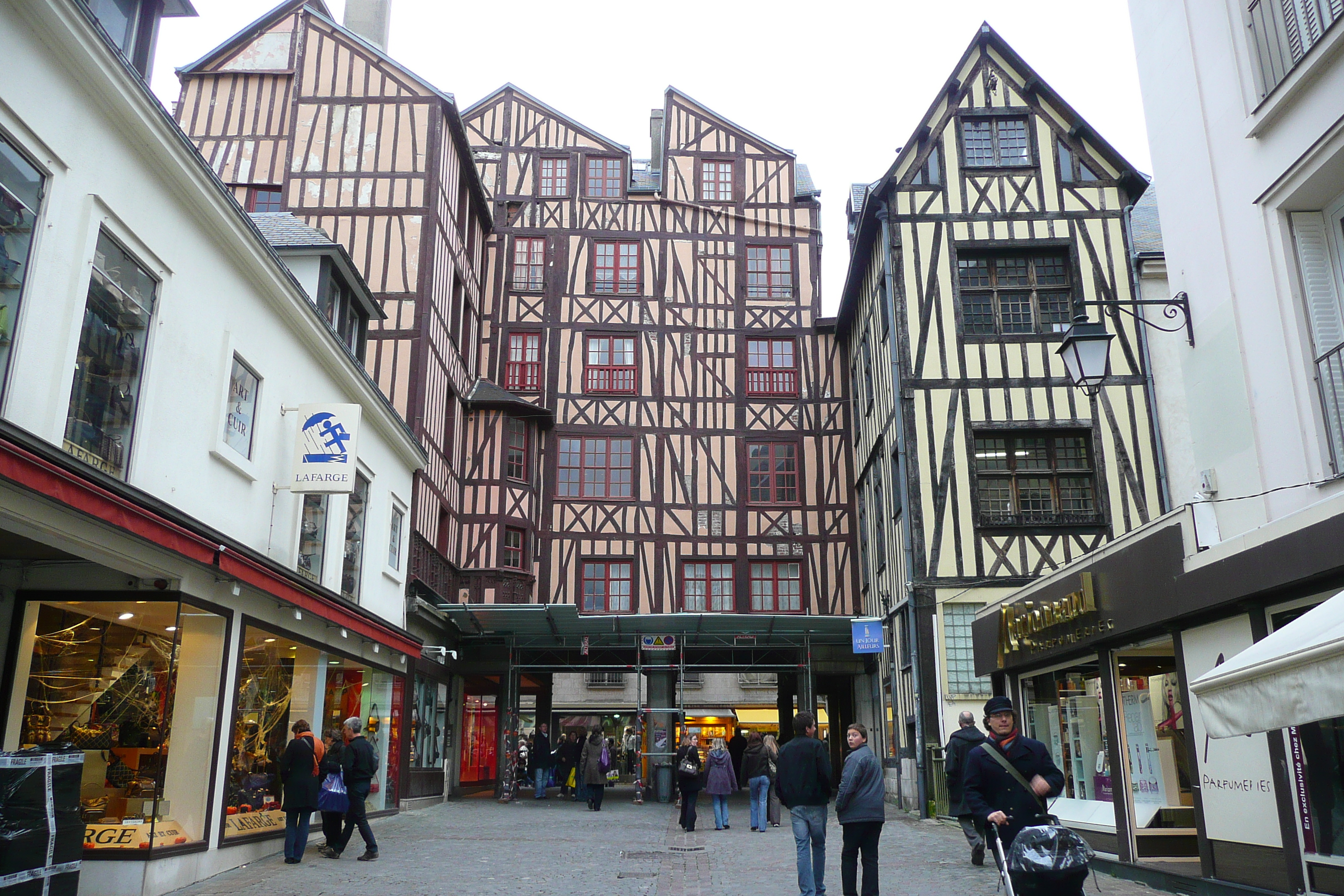 Picture France Rouen 2008-10 13 - History Rouen