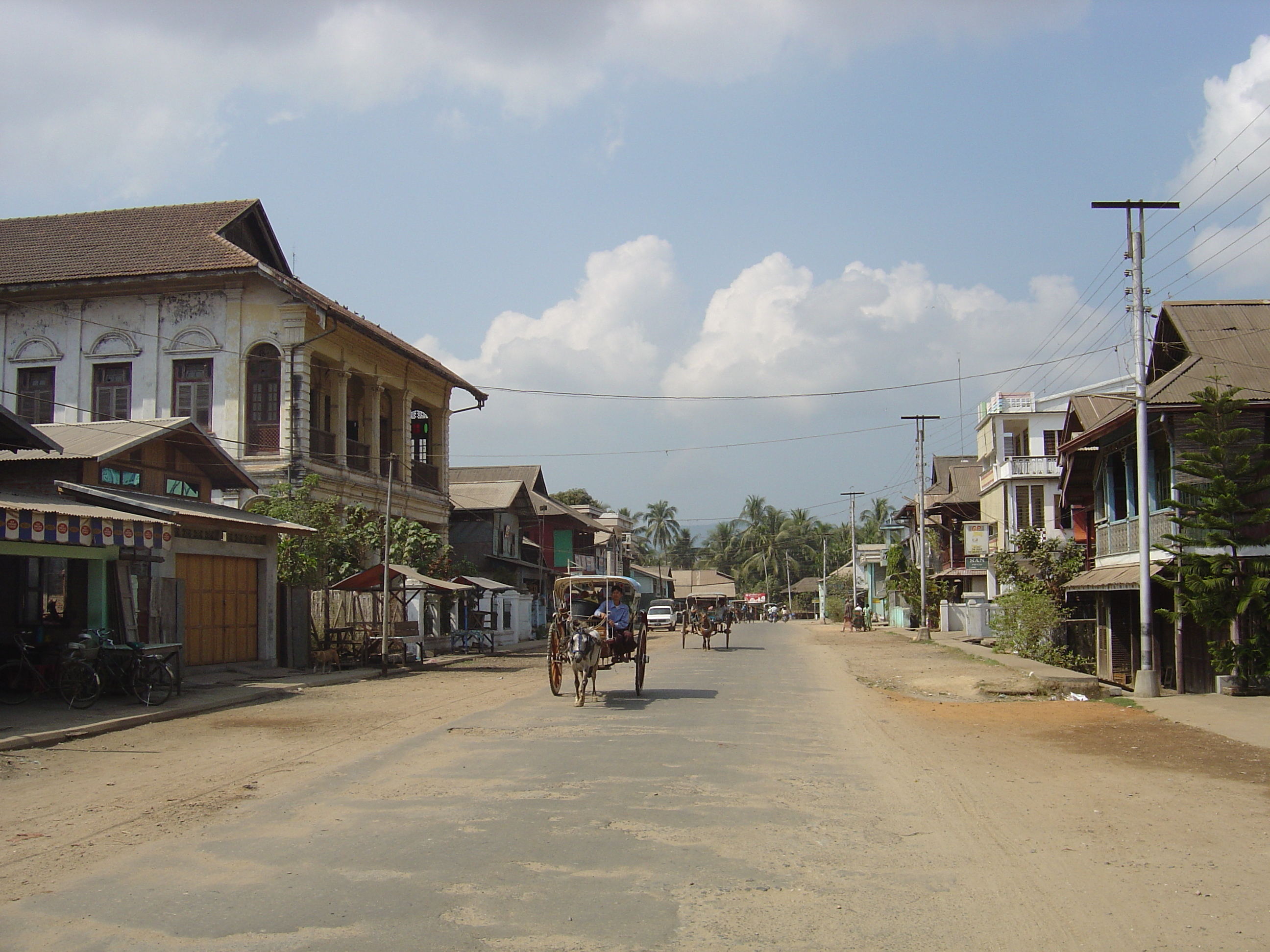 Picture Myanmar Dawei (TAVOY) 2005-01 12 - Discovery Dawei (TAVOY)