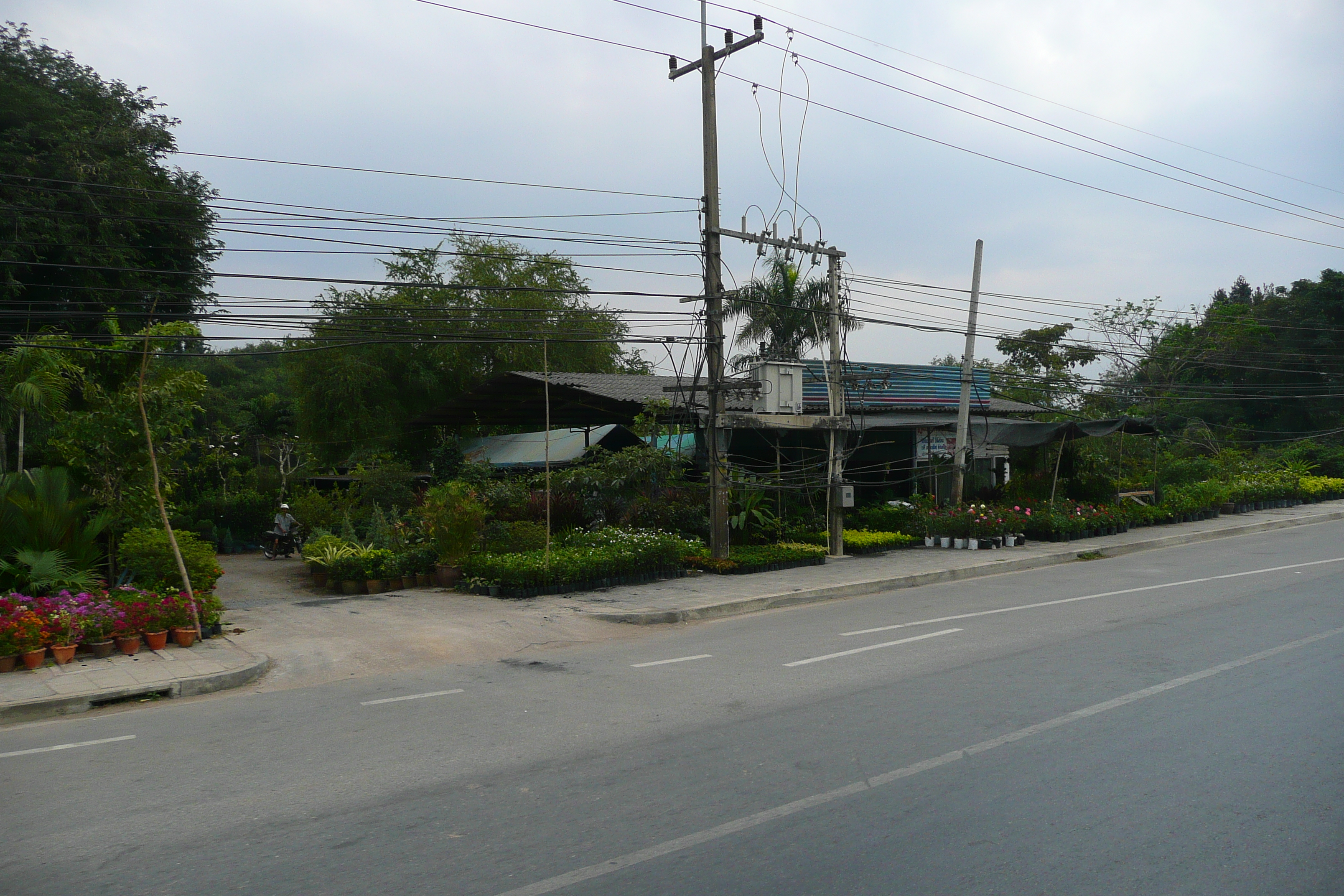 Picture Thailand Chonburi Sukhumvit road 2008-01 69 - Discovery Sukhumvit road