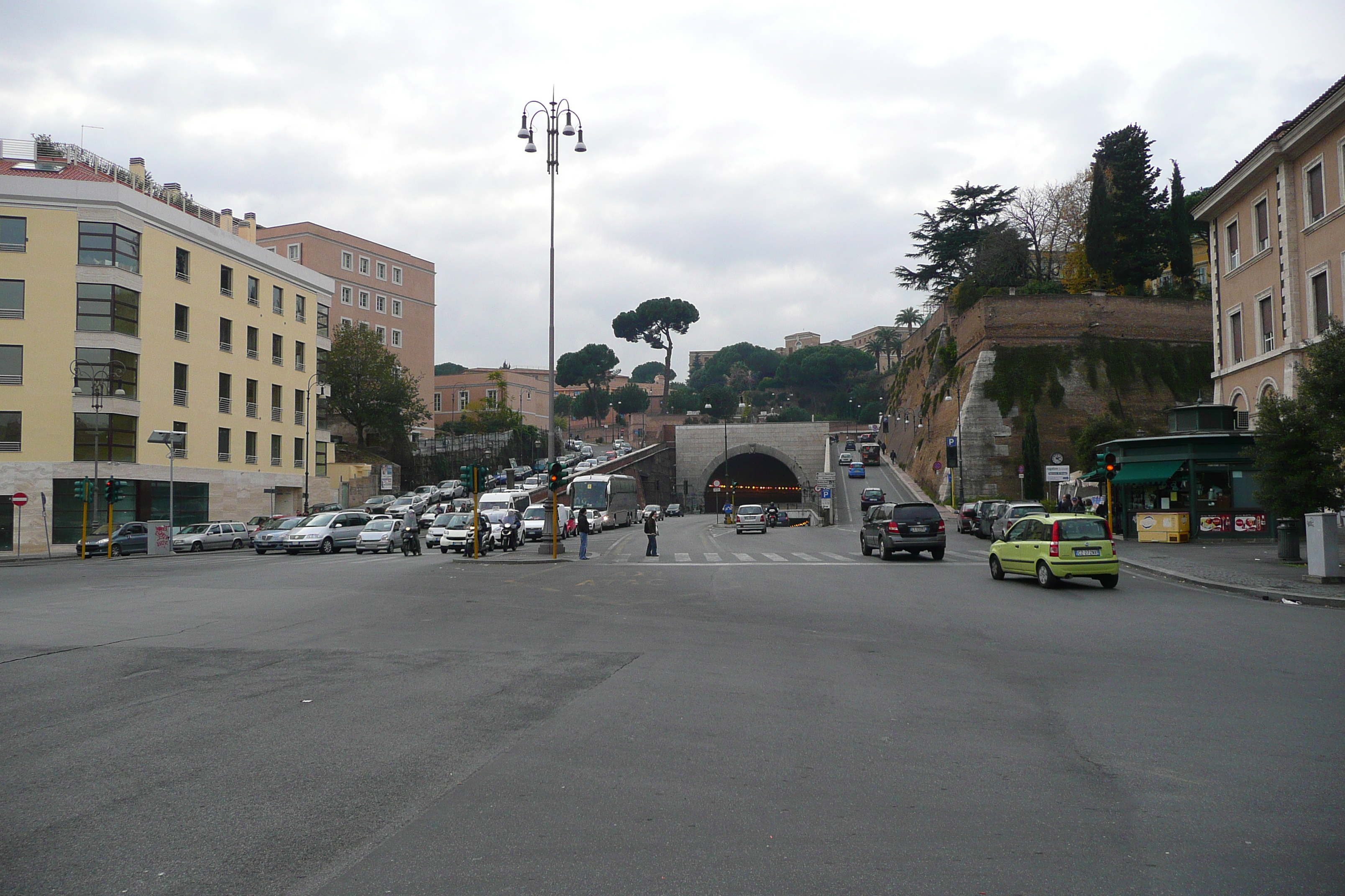 Picture Italy Rome Lungotevere in Sassia 2007-11 1 - Journey Lungotevere in Sassia