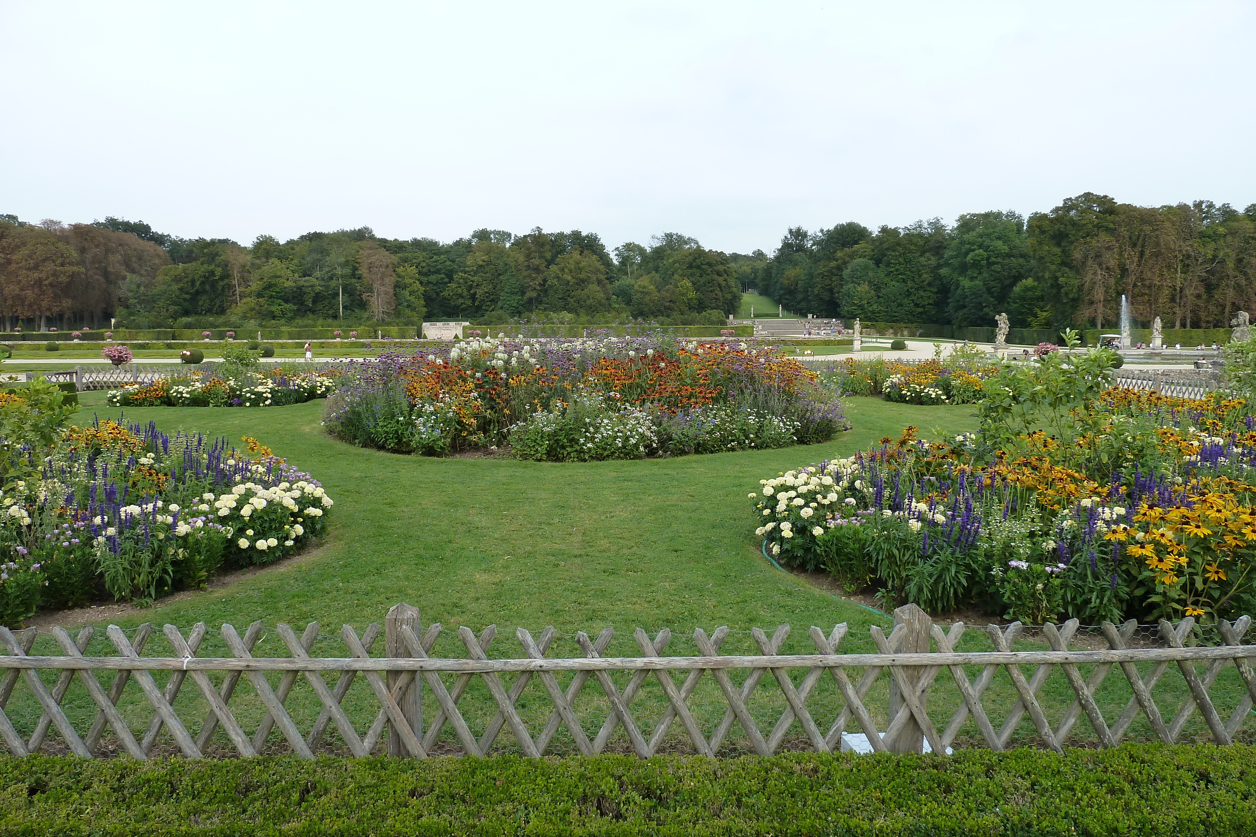 Picture France Vaux Le Vicomte Castle Vaux Le Vicomte Gardens 2010-09 10 - Recreation Vaux Le Vicomte Gardens