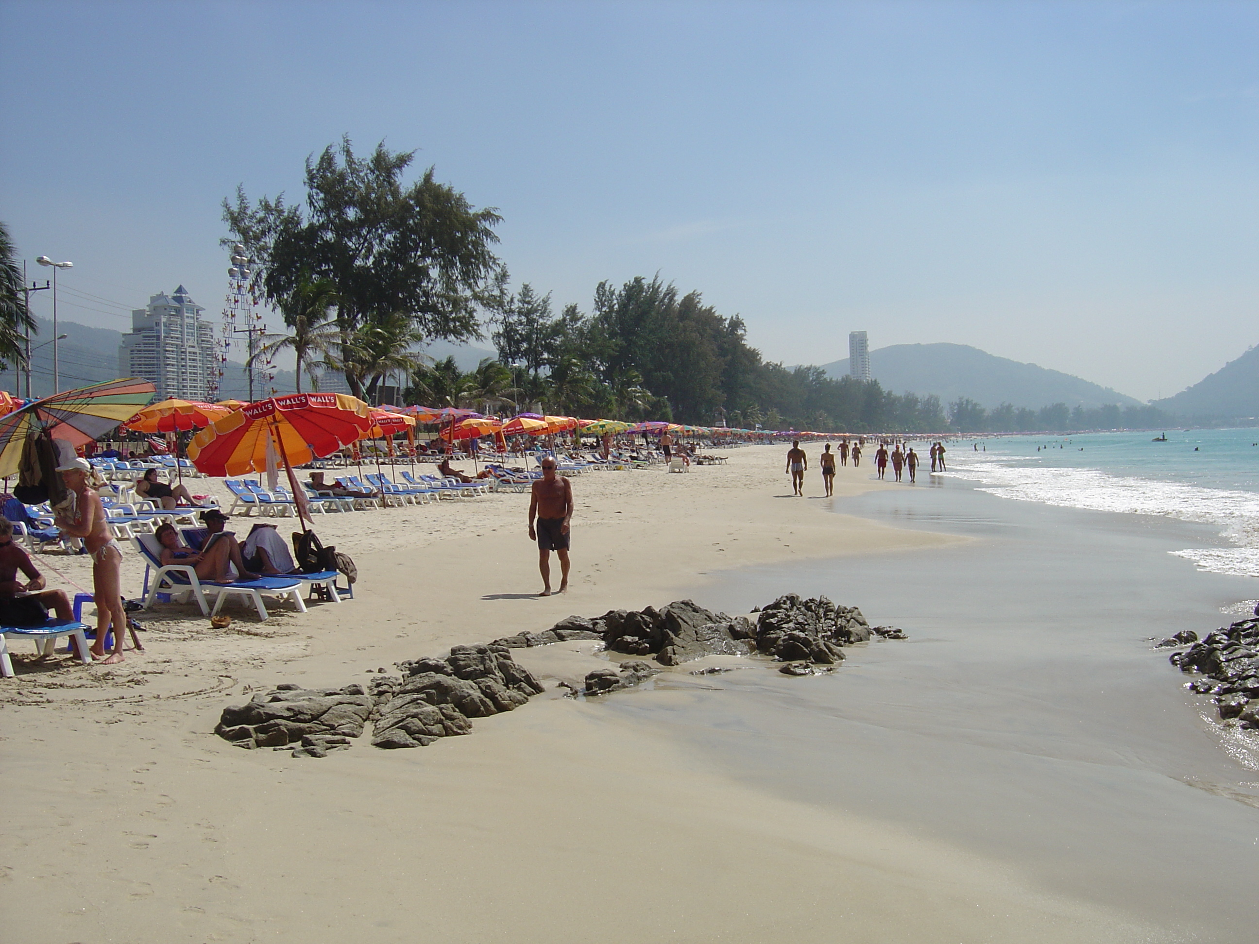 Picture Thailand Phuket Patong Beach 2005-12 29 - Around Beach