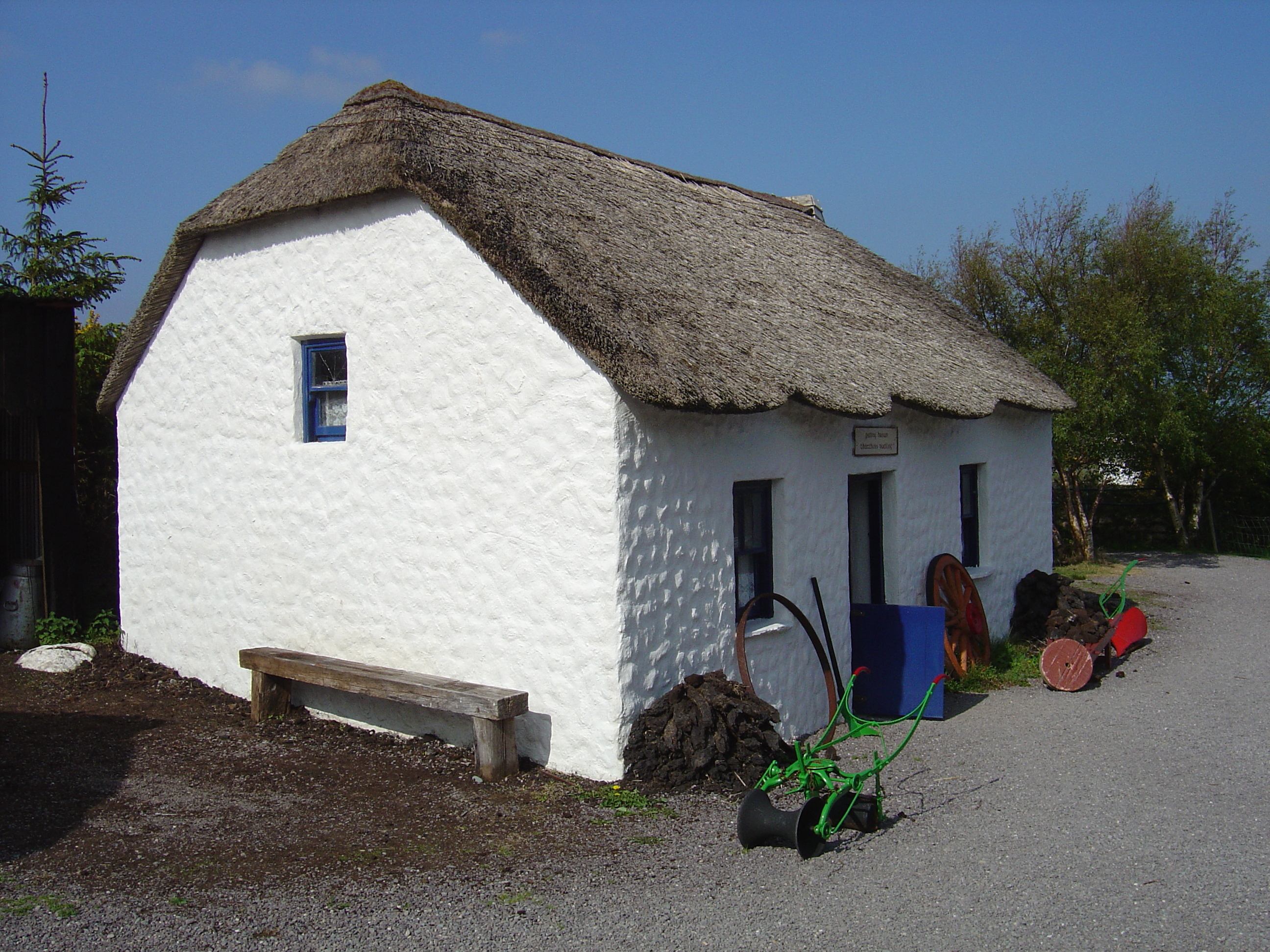 Picture Ireland Kerry Bog village 2004-05 4 - Tours Kerry Bog village