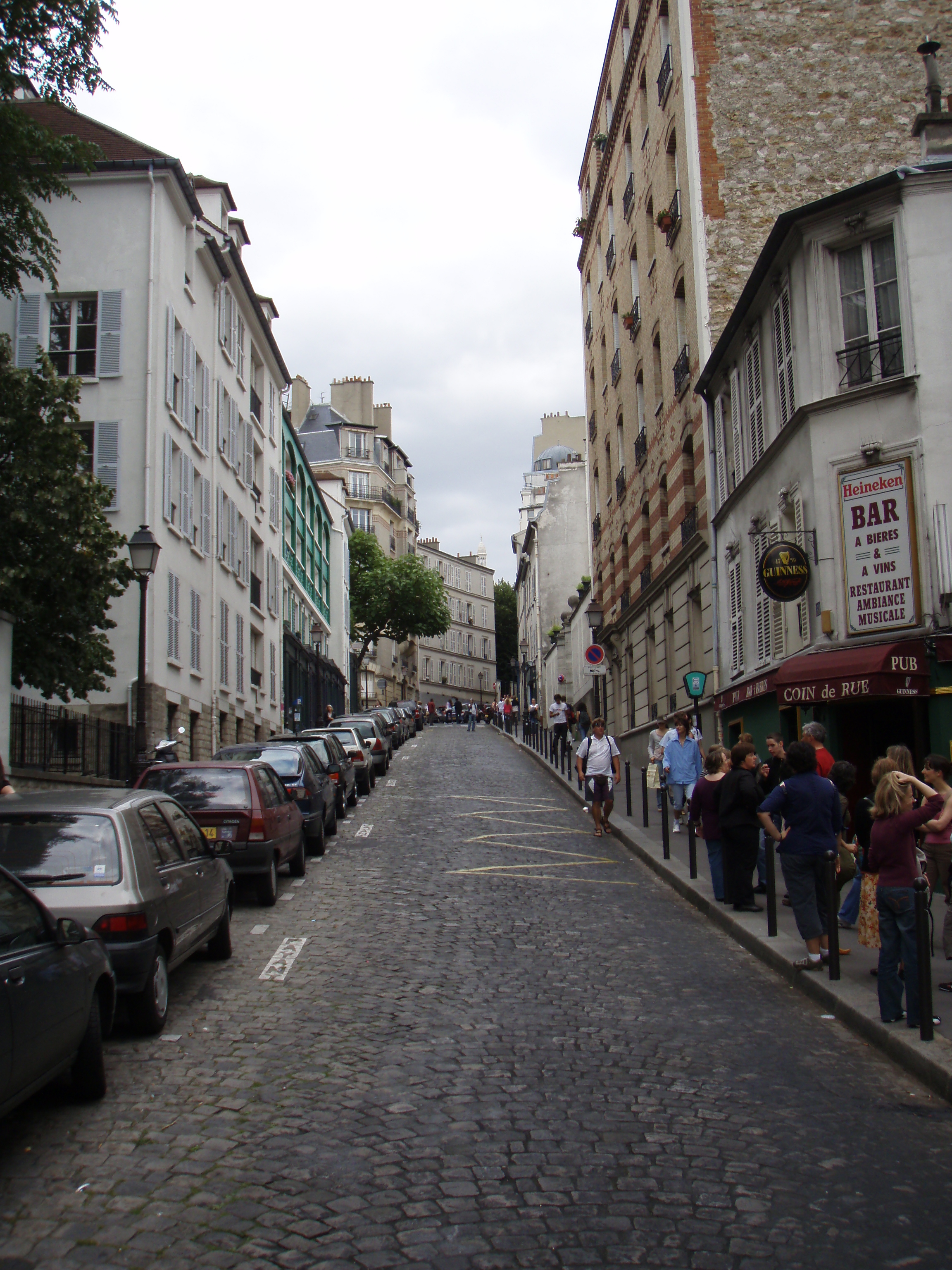 Picture France Paris 18th Arrondissement 2007-07 70 - Center 18th Arrondissement