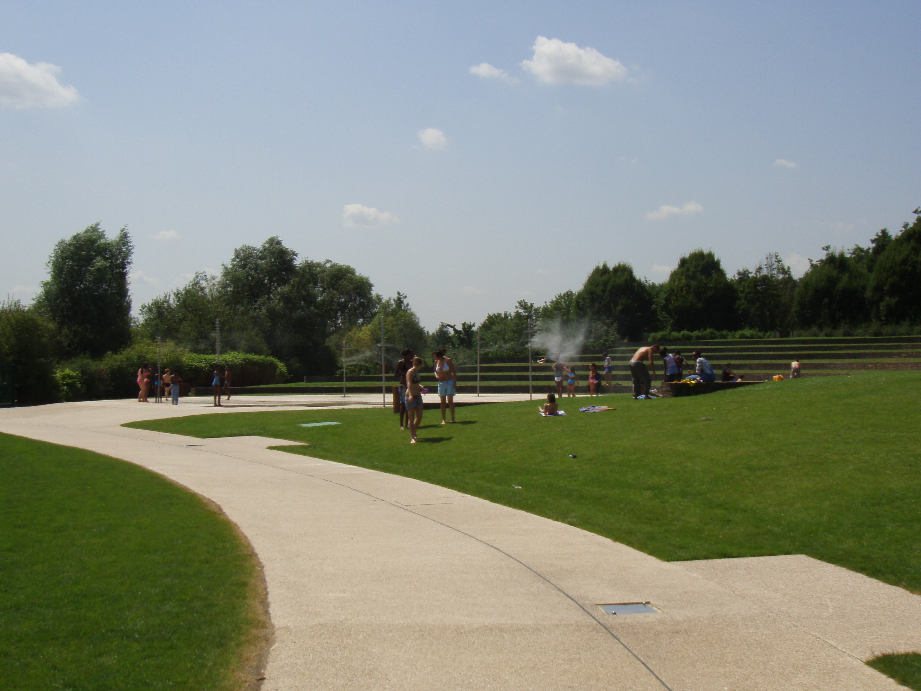 Picture France Villeneuve La Garenne Parc des Chanteraines 2007-07 27 - Center Parc des Chanteraines