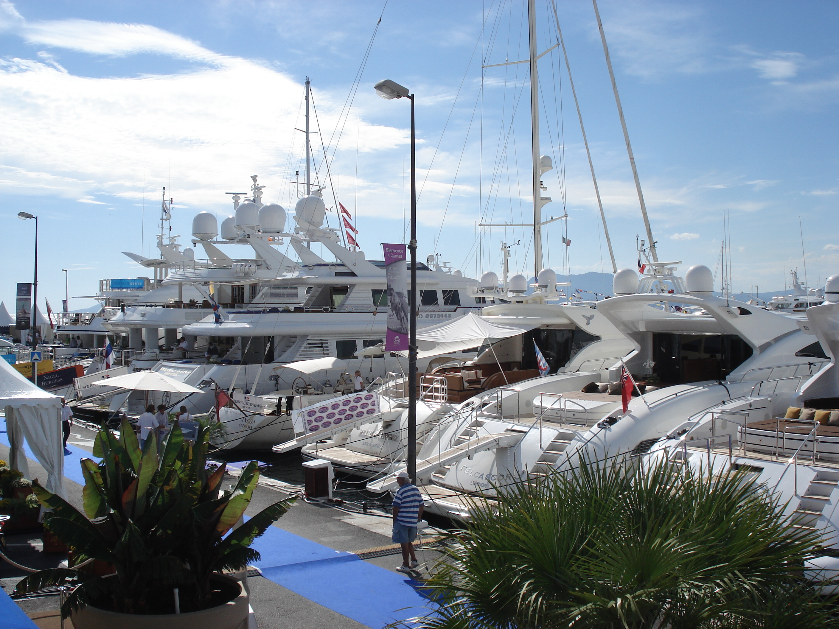 Picture France Cannes 2006-09 43 - History Cannes