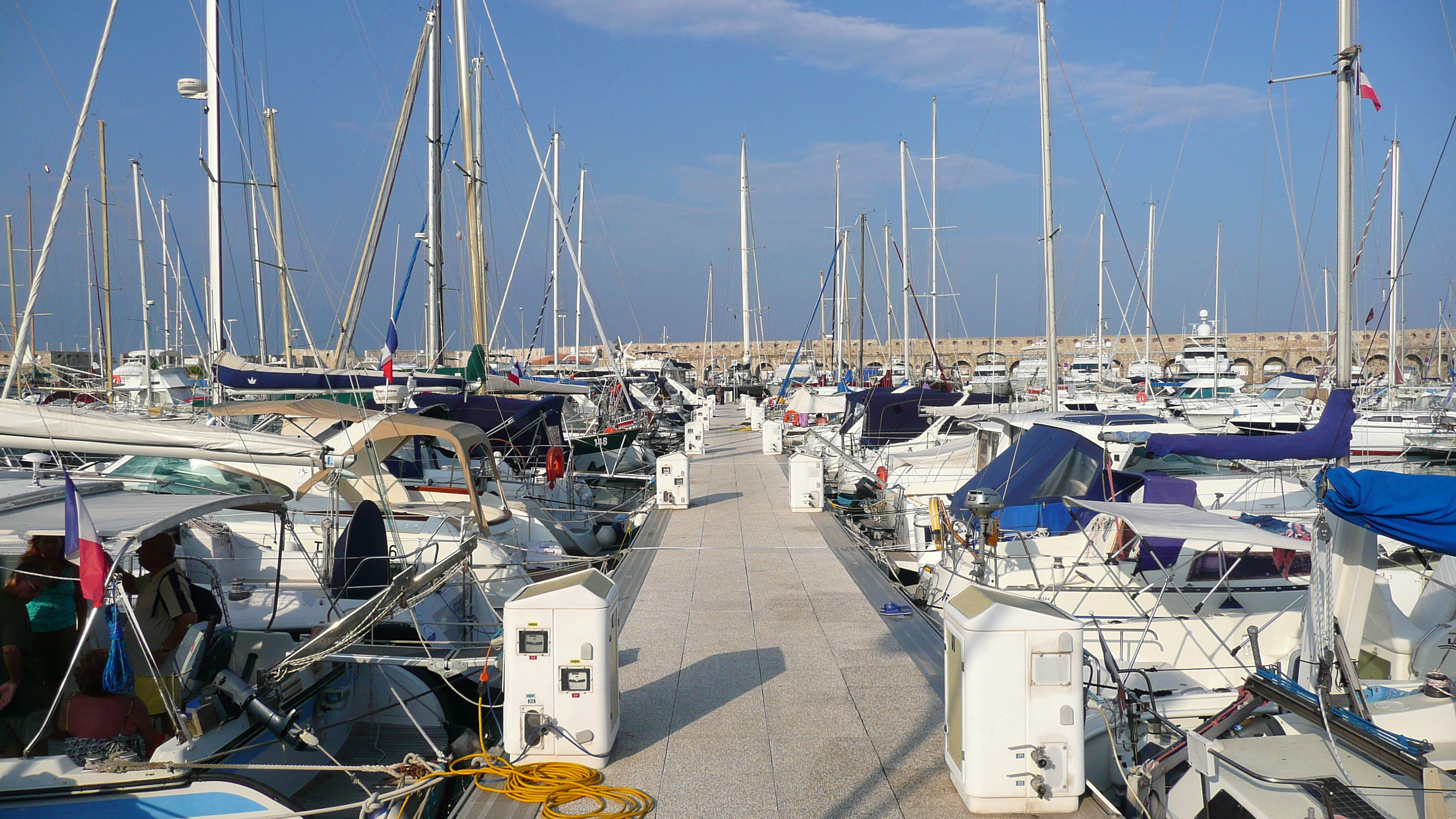 Picture France Antibes Port Vauban 2007-07 48 - Center Port Vauban