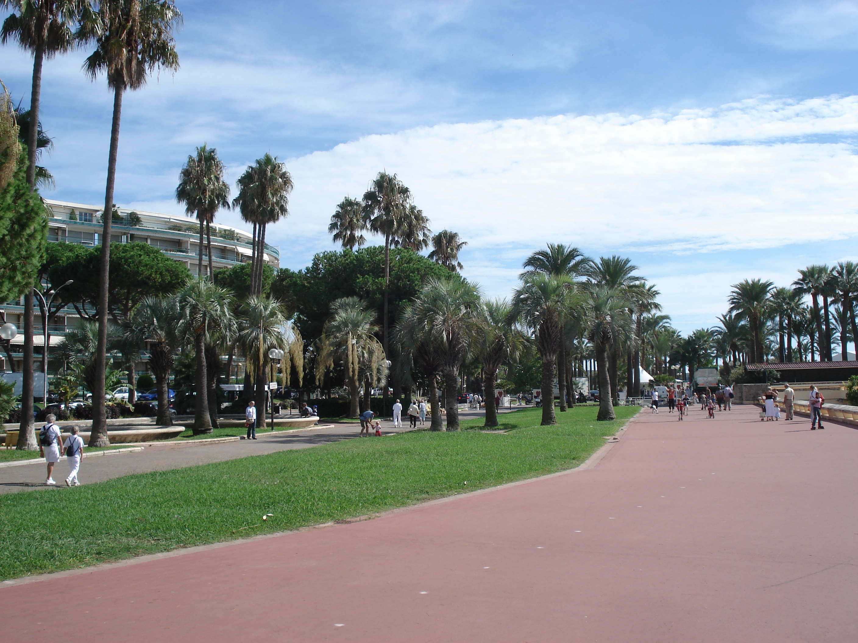 Picture France Cannes 2006-09 22 - History Cannes