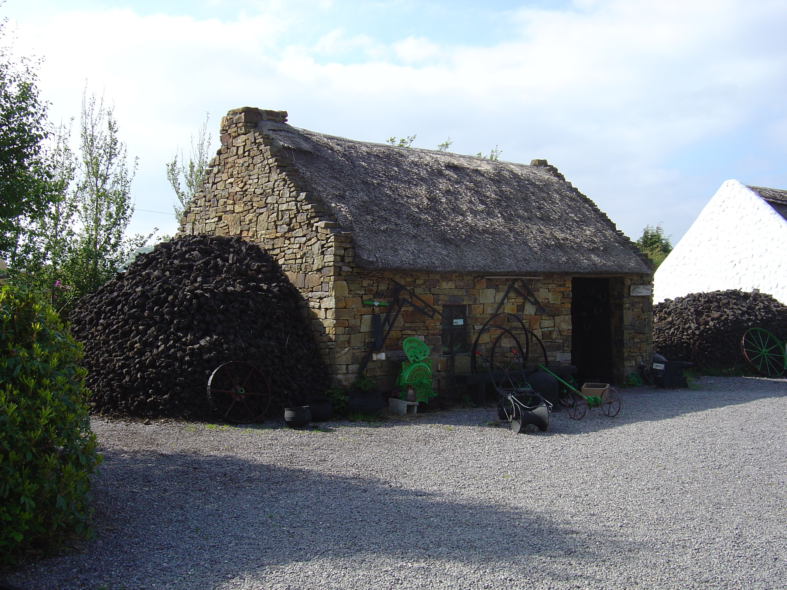 Picture Ireland Kerry Bog village 2004-05 13 - Center Kerry Bog village