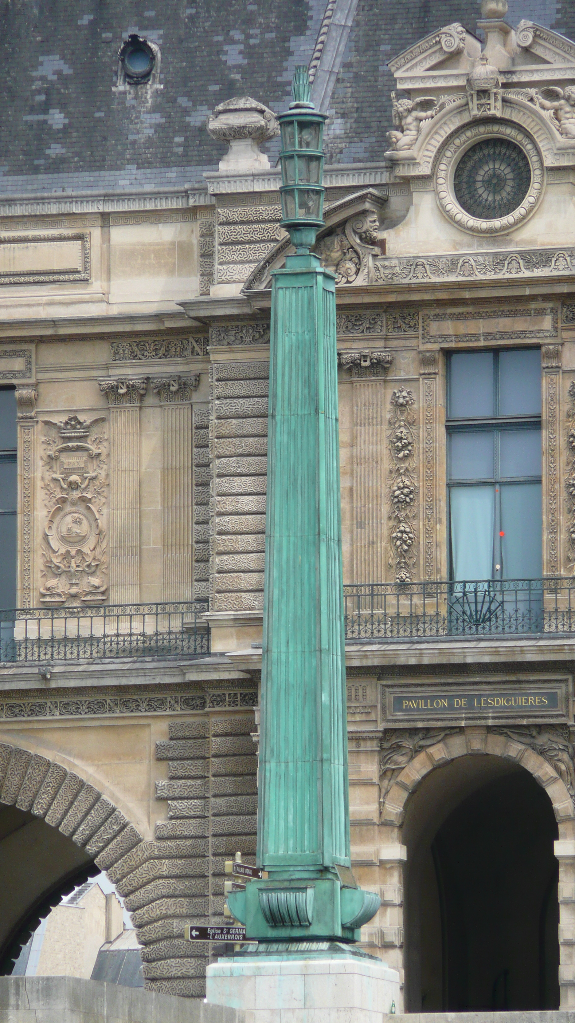 Picture France Paris Seine river 2007-06 41 - History Seine river