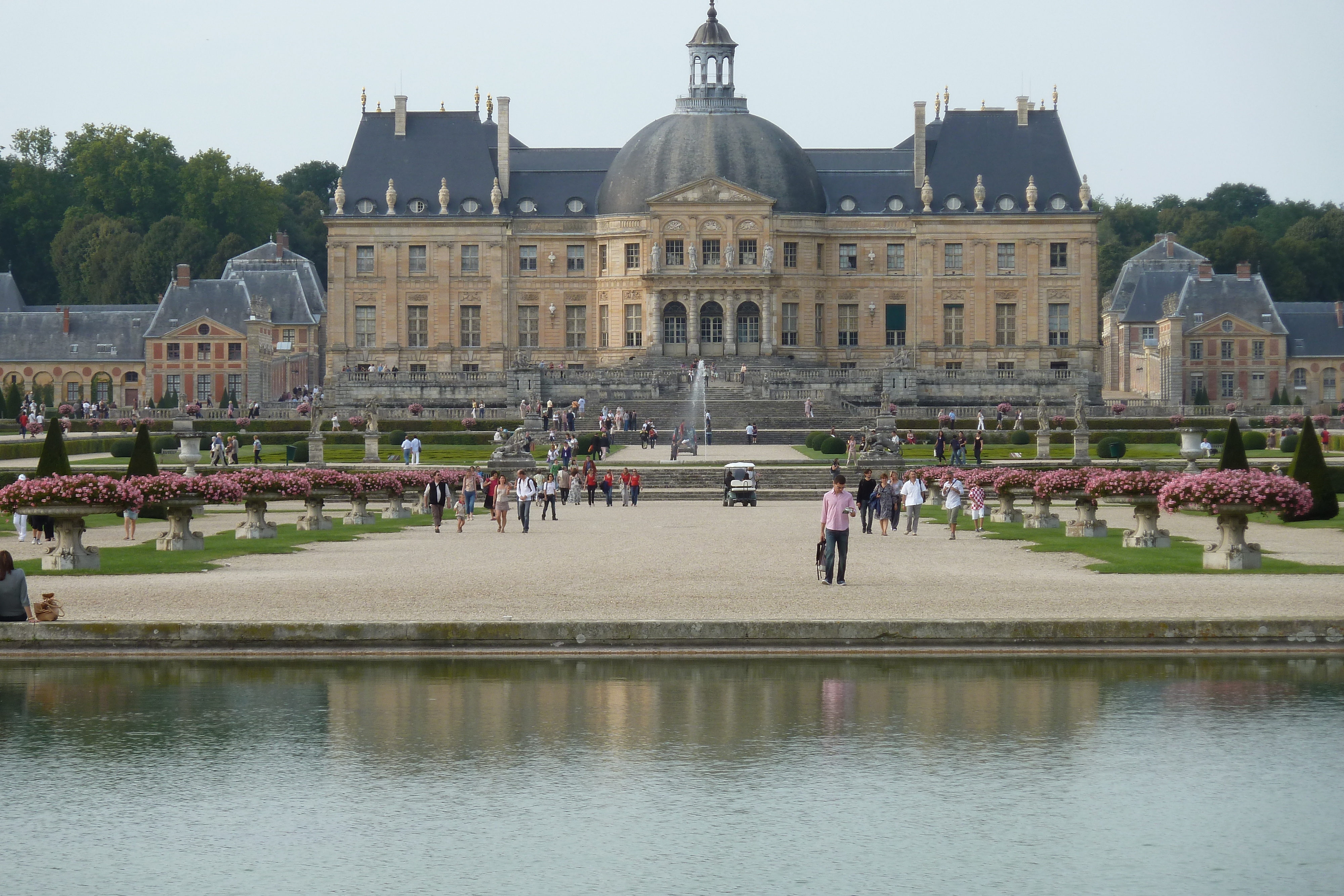 Picture France Vaux Le Vicomte Castle Vaux Le Vicomte Gardens 2010-09 71 - Recreation Vaux Le Vicomte Gardens