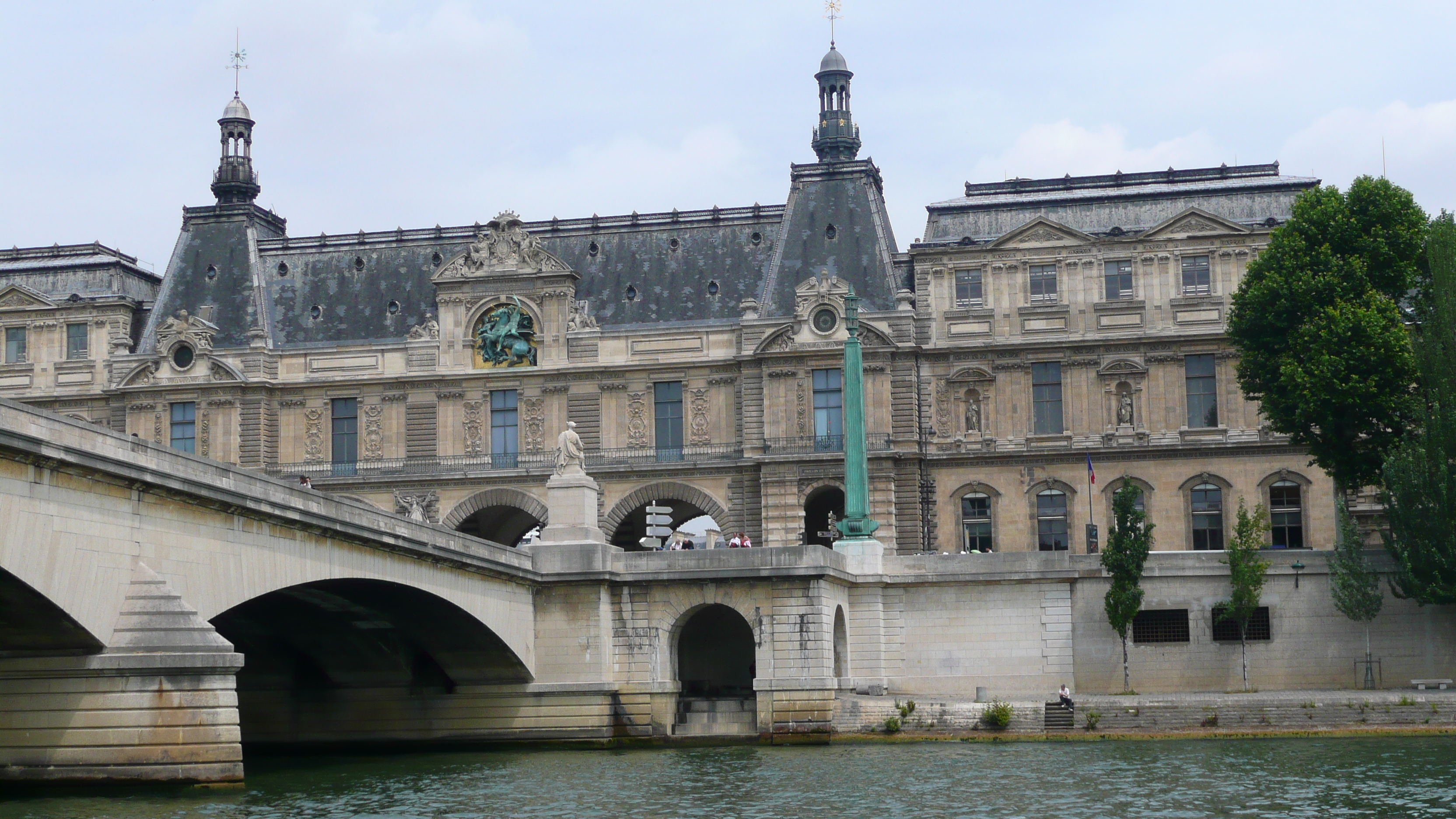 Picture France Paris Seine river 2007-06 65 - Tour Seine river