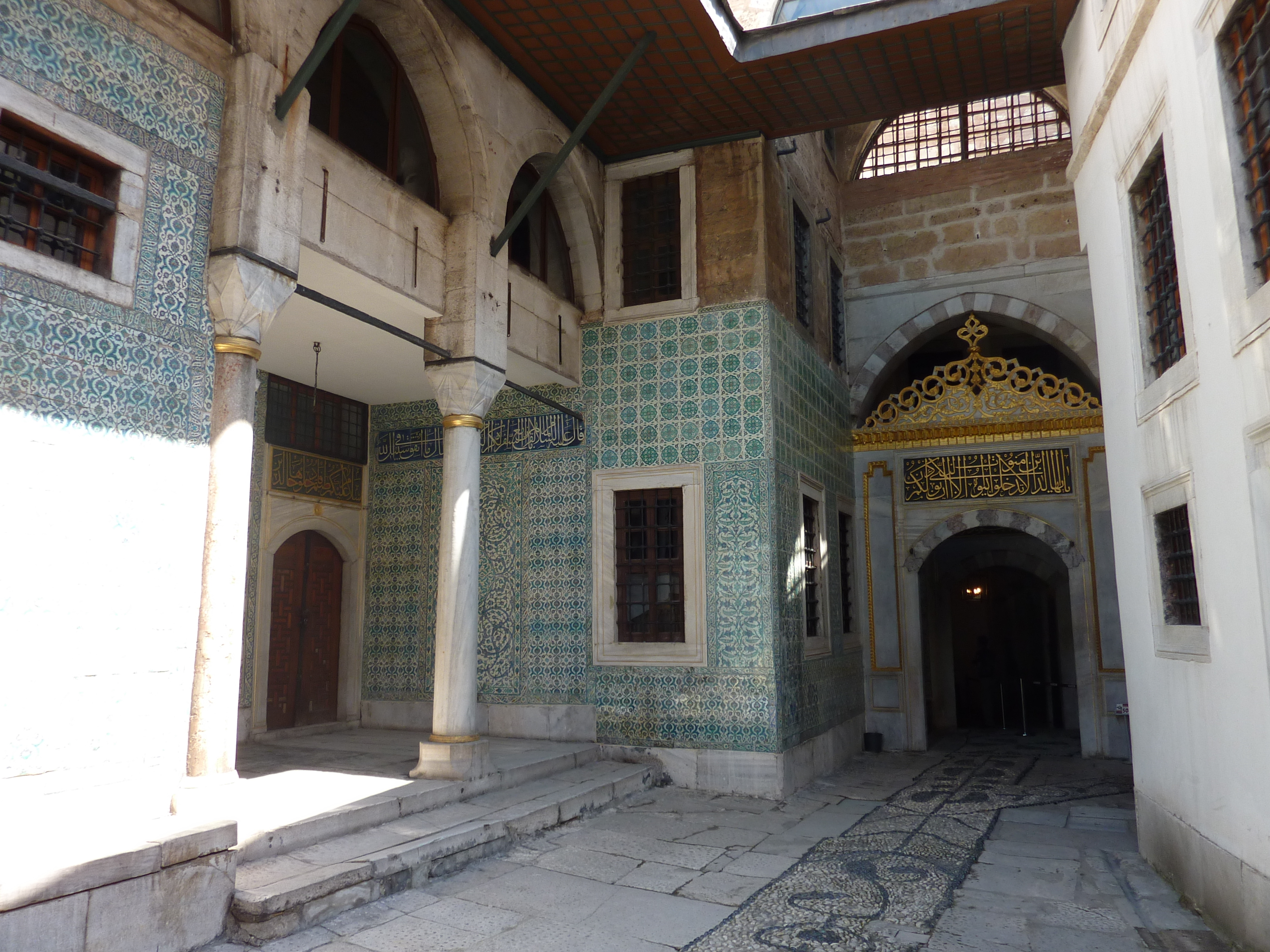 Picture Turkey Istanbul Topkapi Harem 2009-06 39 - Around Topkapi Harem