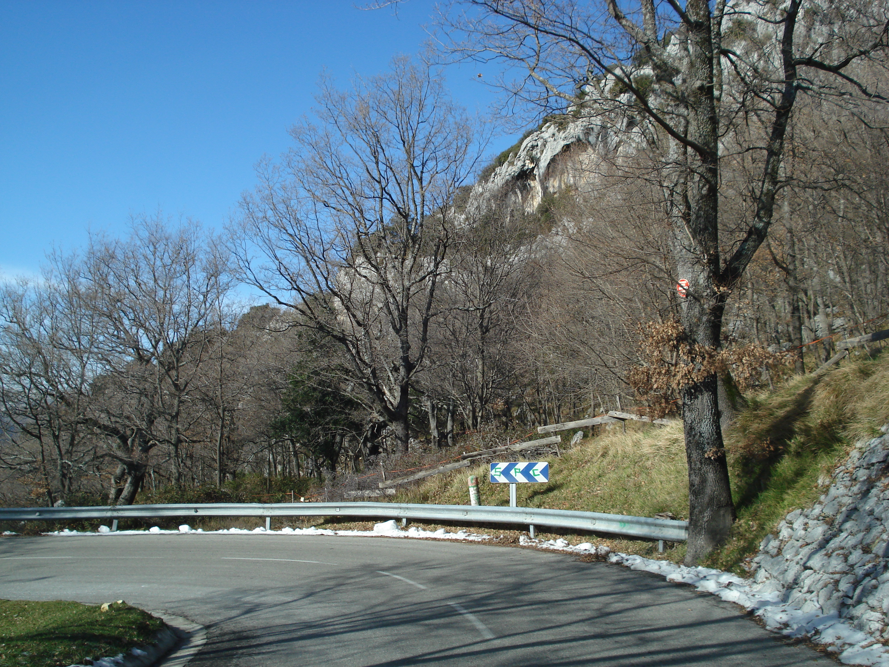 Picture France Coursegoule to Greolieres les neiges road 2007-01 15 - Center Coursegoule to Greolieres les neiges road