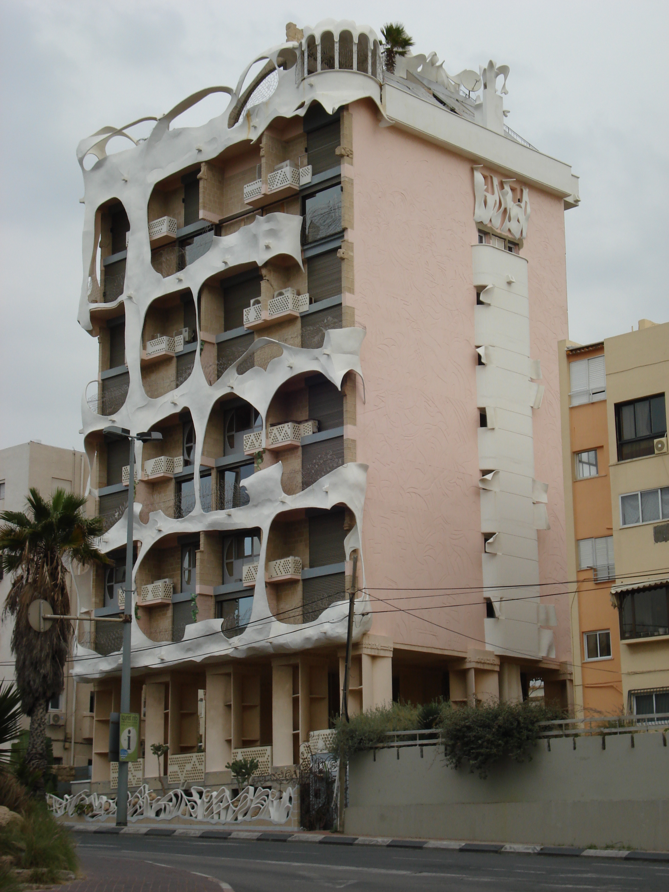 Picture Israel Tel Aviv Tel Aviv Sea Shore 2006-12 288 - History Tel Aviv Sea Shore