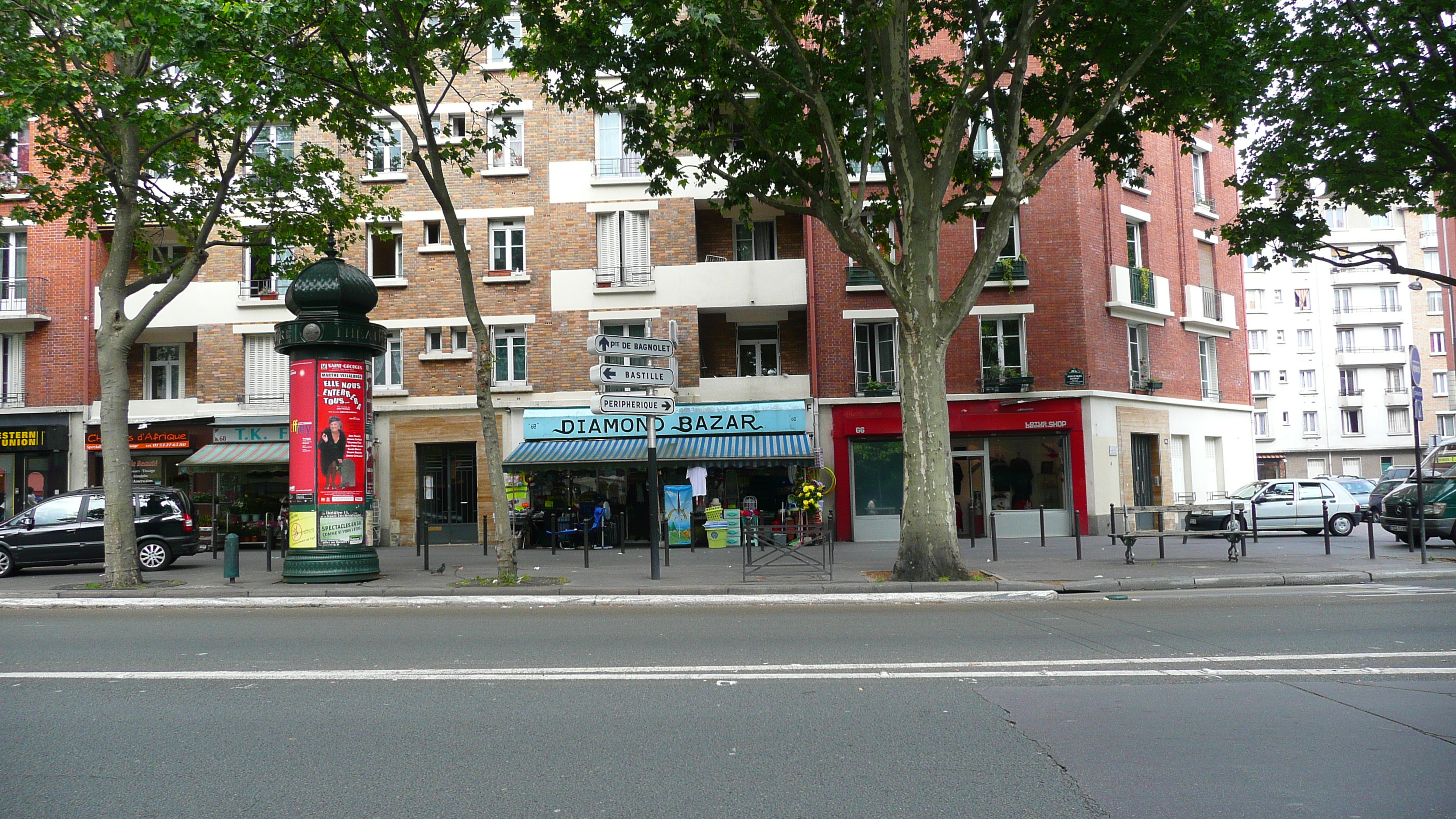 Picture France Paris Around Paris east 2007-06 141 - Center Around Paris east