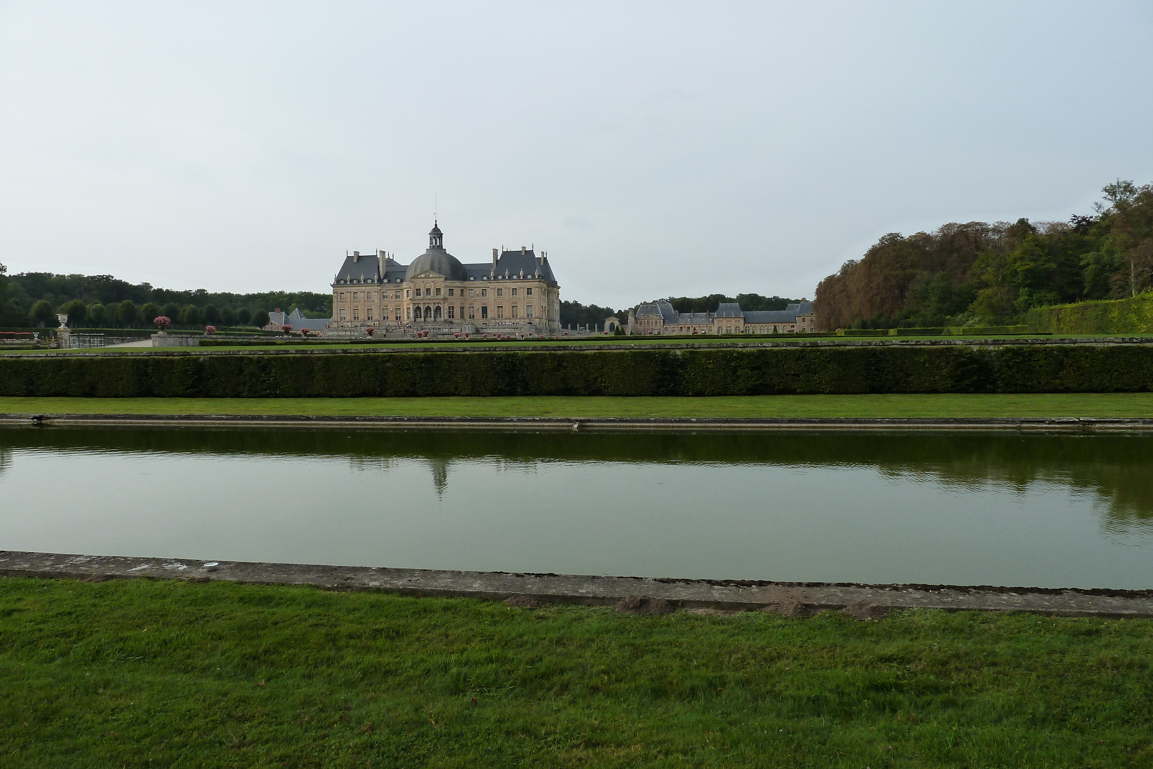 Picture France Vaux Le Vicomte Castle Vaux Le Vicomte Gardens 2010-09 15 - Center Vaux Le Vicomte Gardens