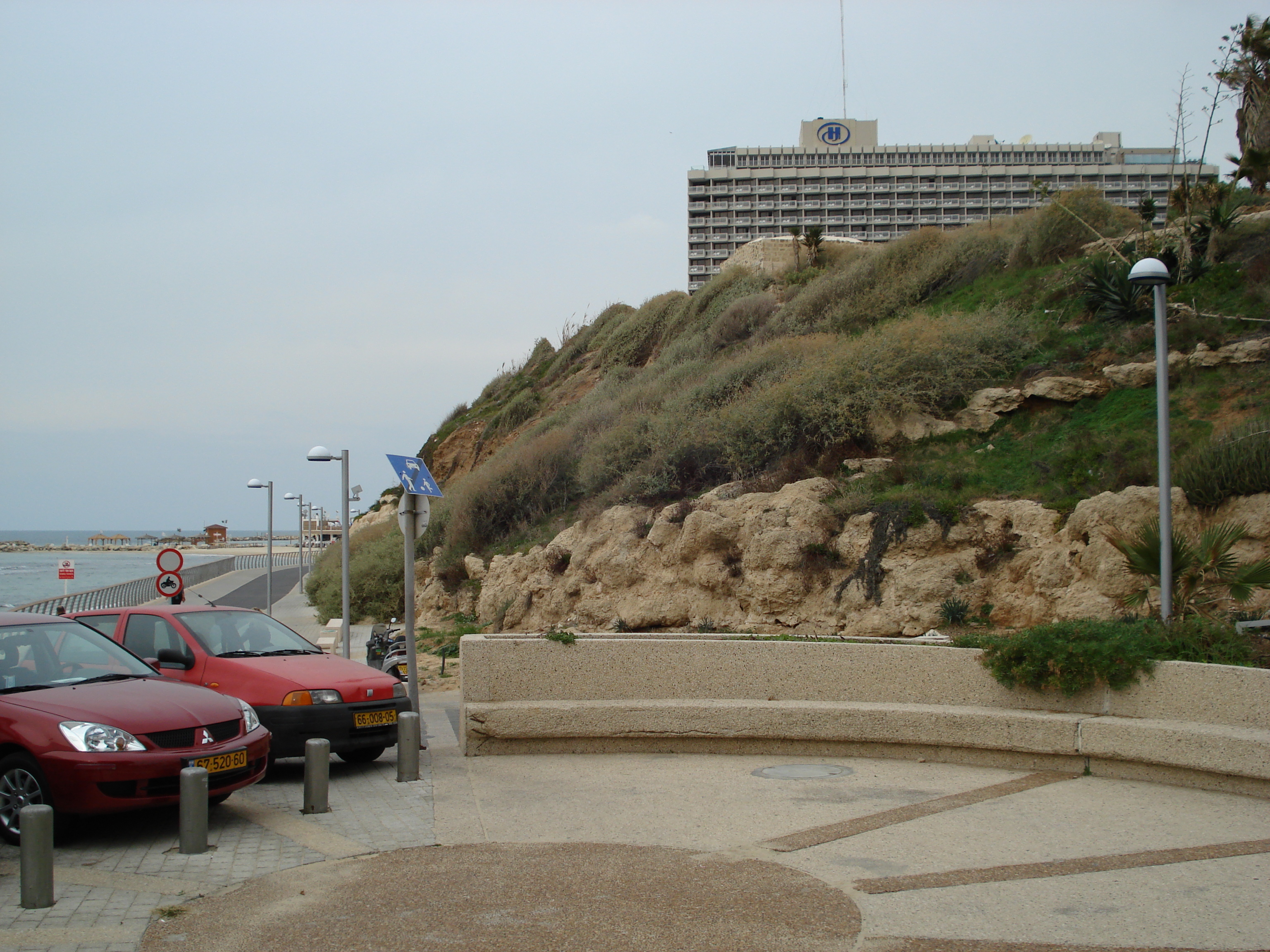 Picture Israel Tel Aviv Tel Aviv Sea Shore 2006-12 295 - Discovery Tel Aviv Sea Shore