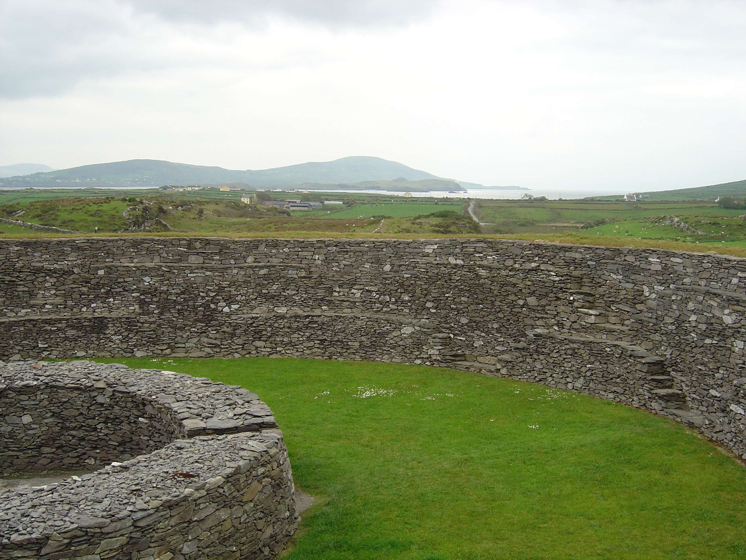 Picture Ireland Kerry Caherdaniel fort 2004-05 15 - Journey Caherdaniel fort