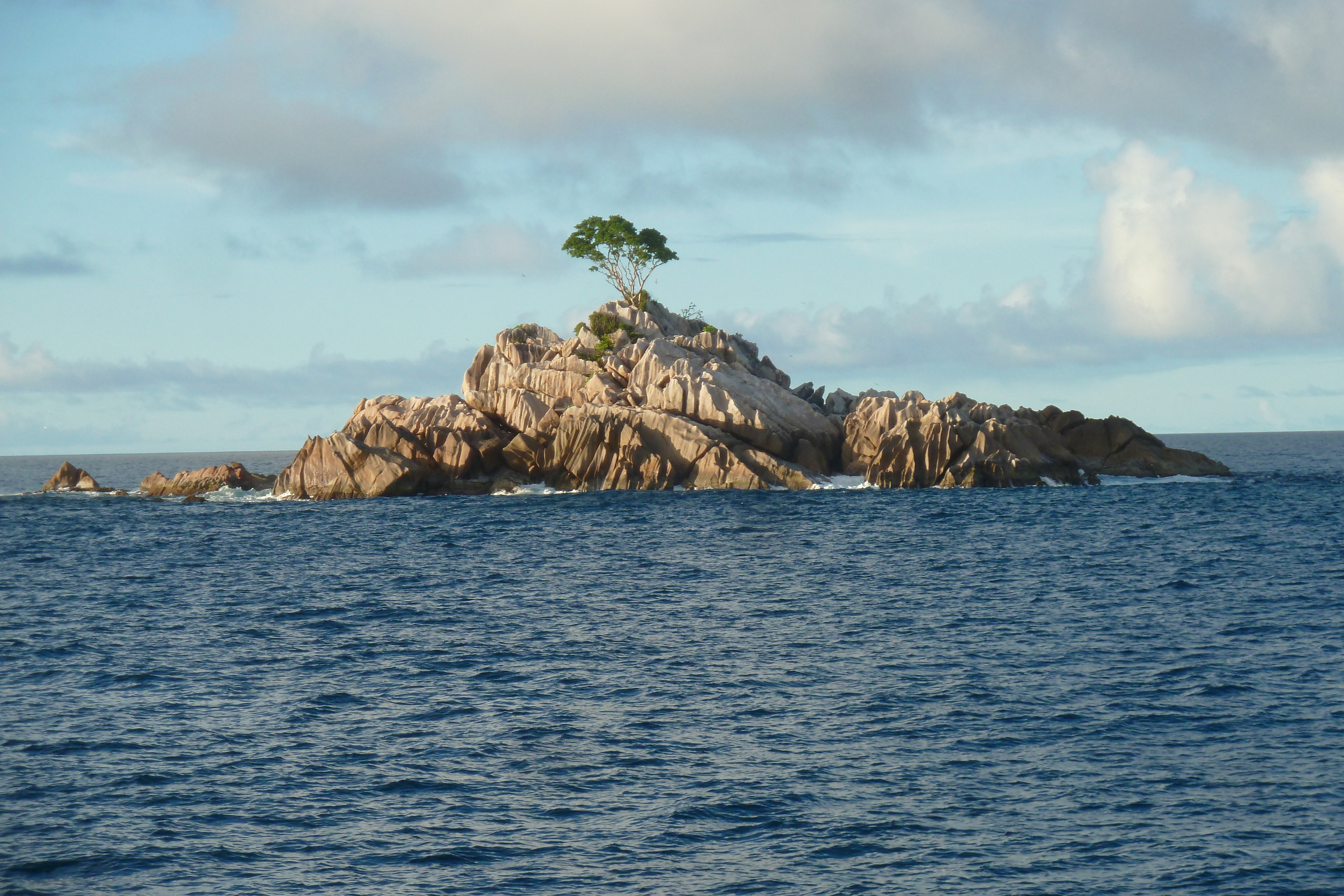 Picture Seychelles Praslin 2011-10 115 - Journey Praslin