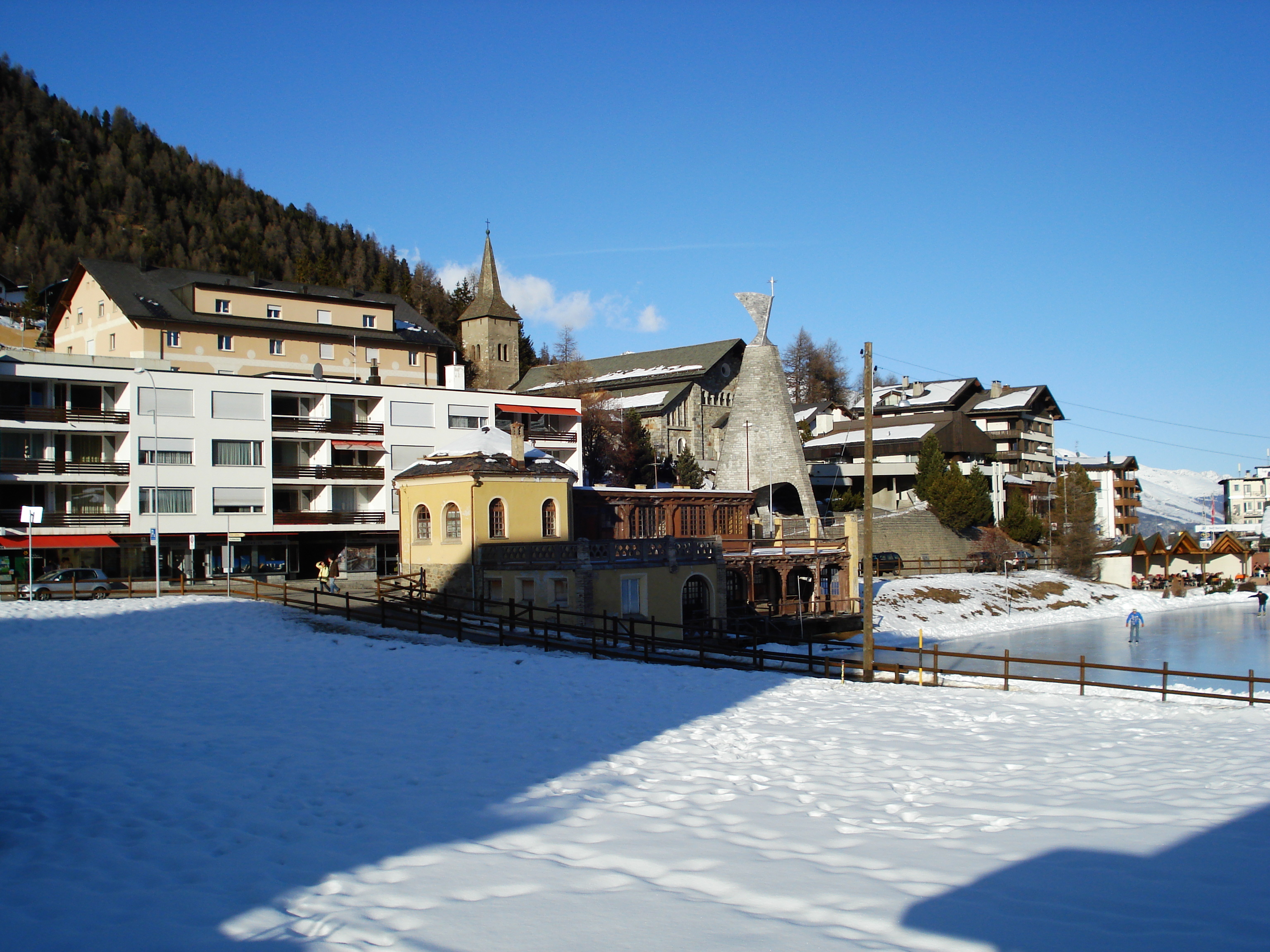 Picture Swiss St Moritz 2007-01 112 - Center St Moritz