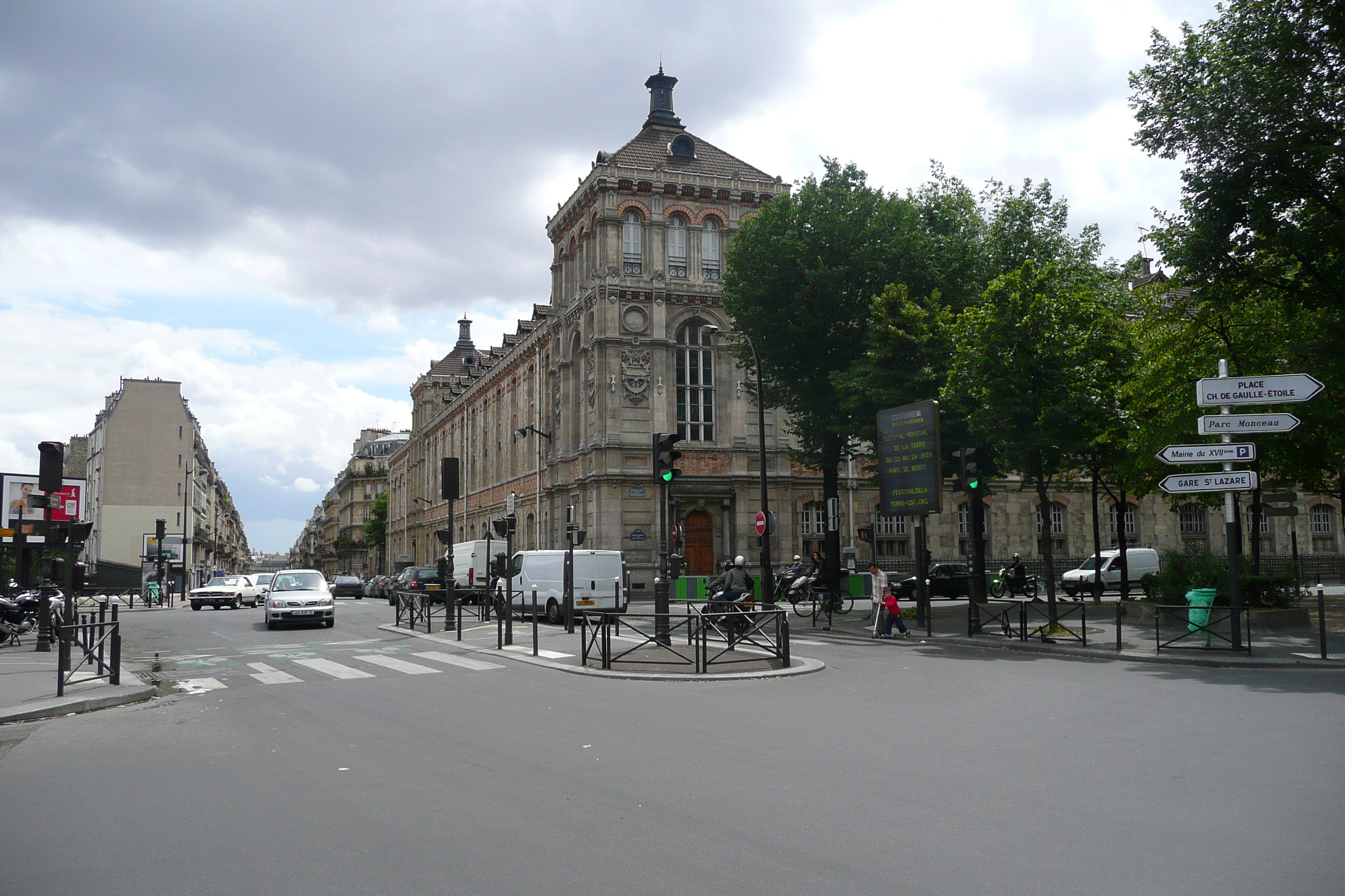 Picture France Paris Rue de Rome 2007-06 62 - Around Rue de Rome