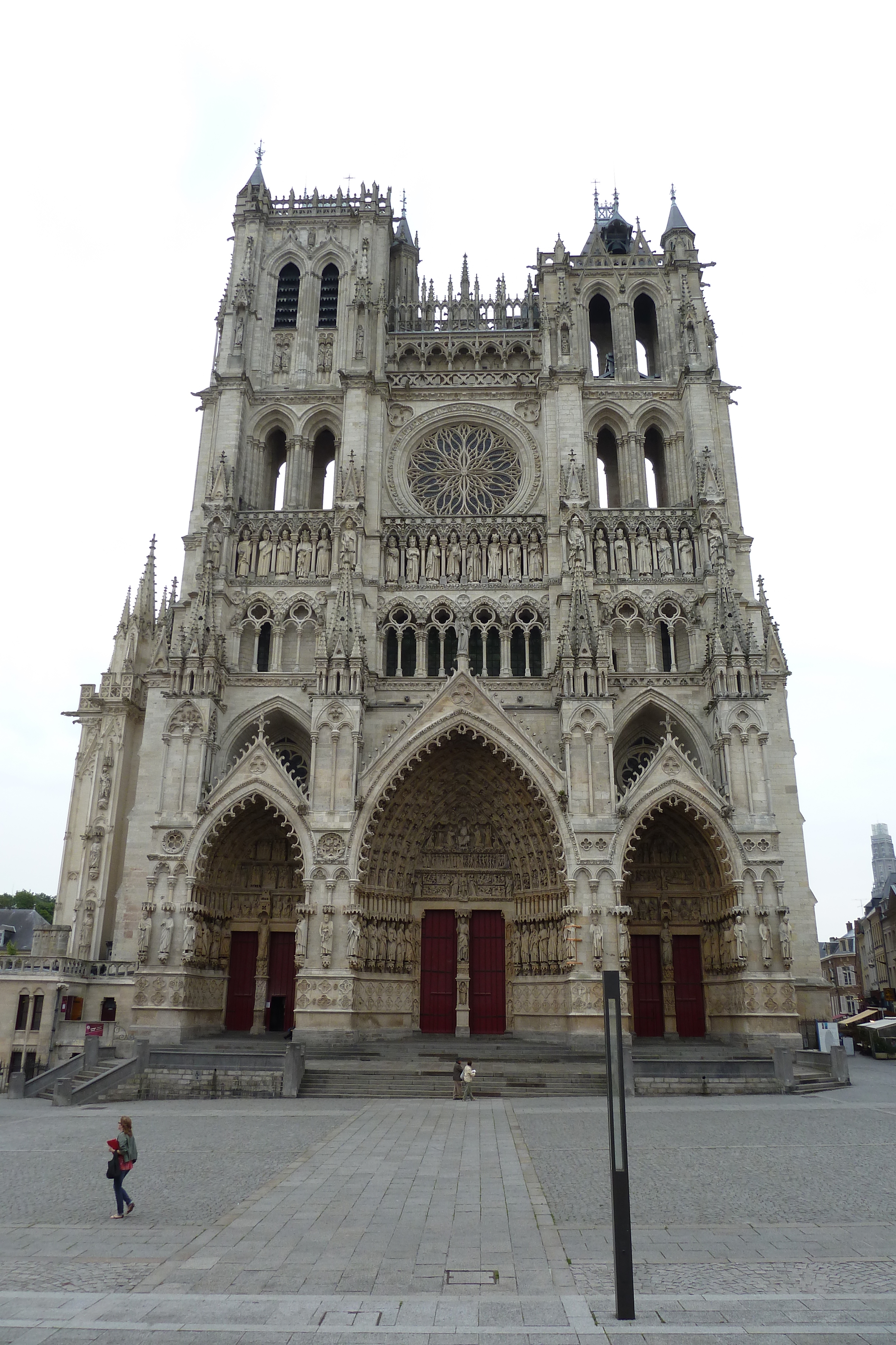 Picture France Amiens 2011-07 6 - Tour Amiens