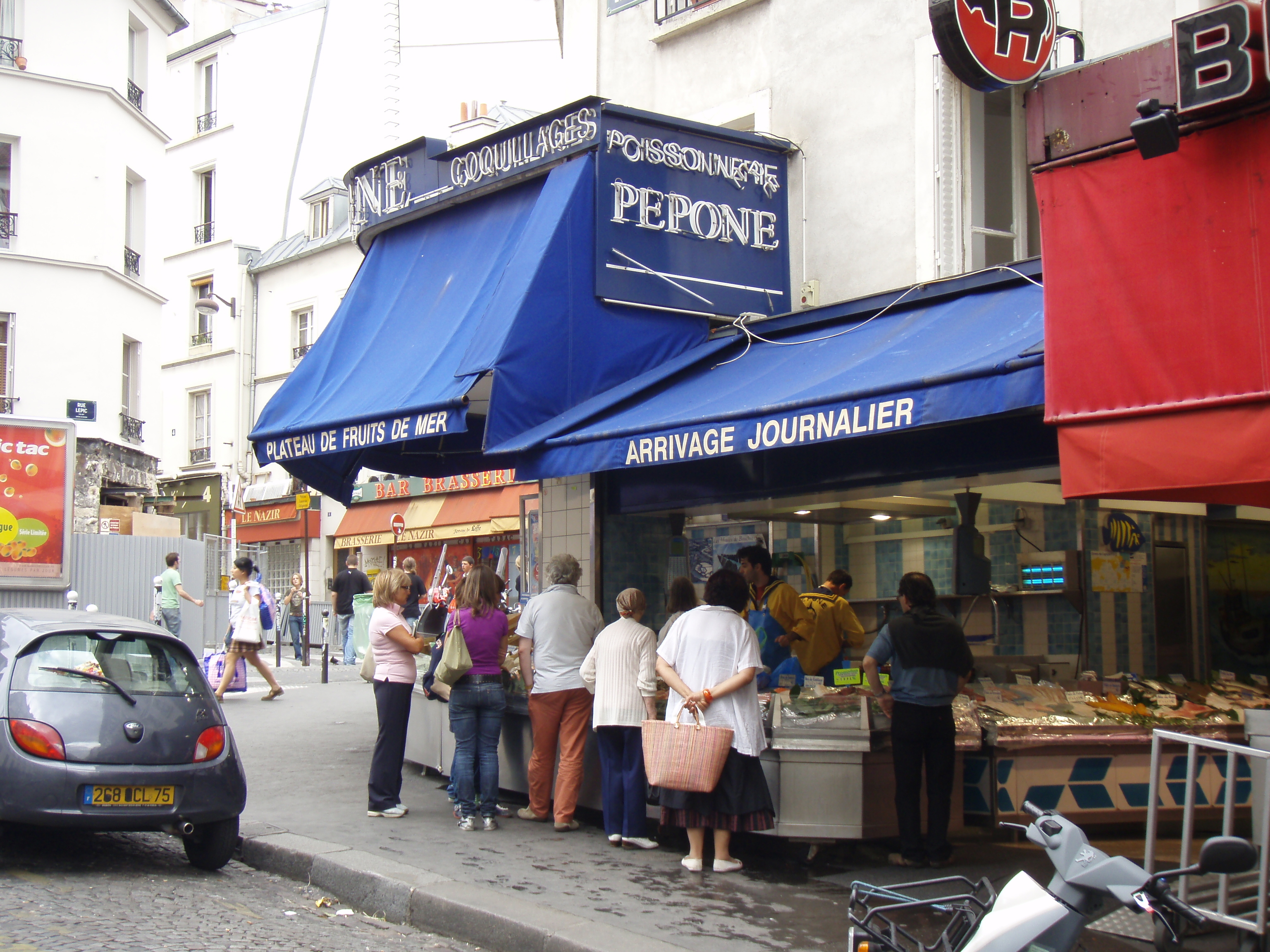 Picture France Paris 18th Arrondissement 2007-07 2 - Tours 18th Arrondissement