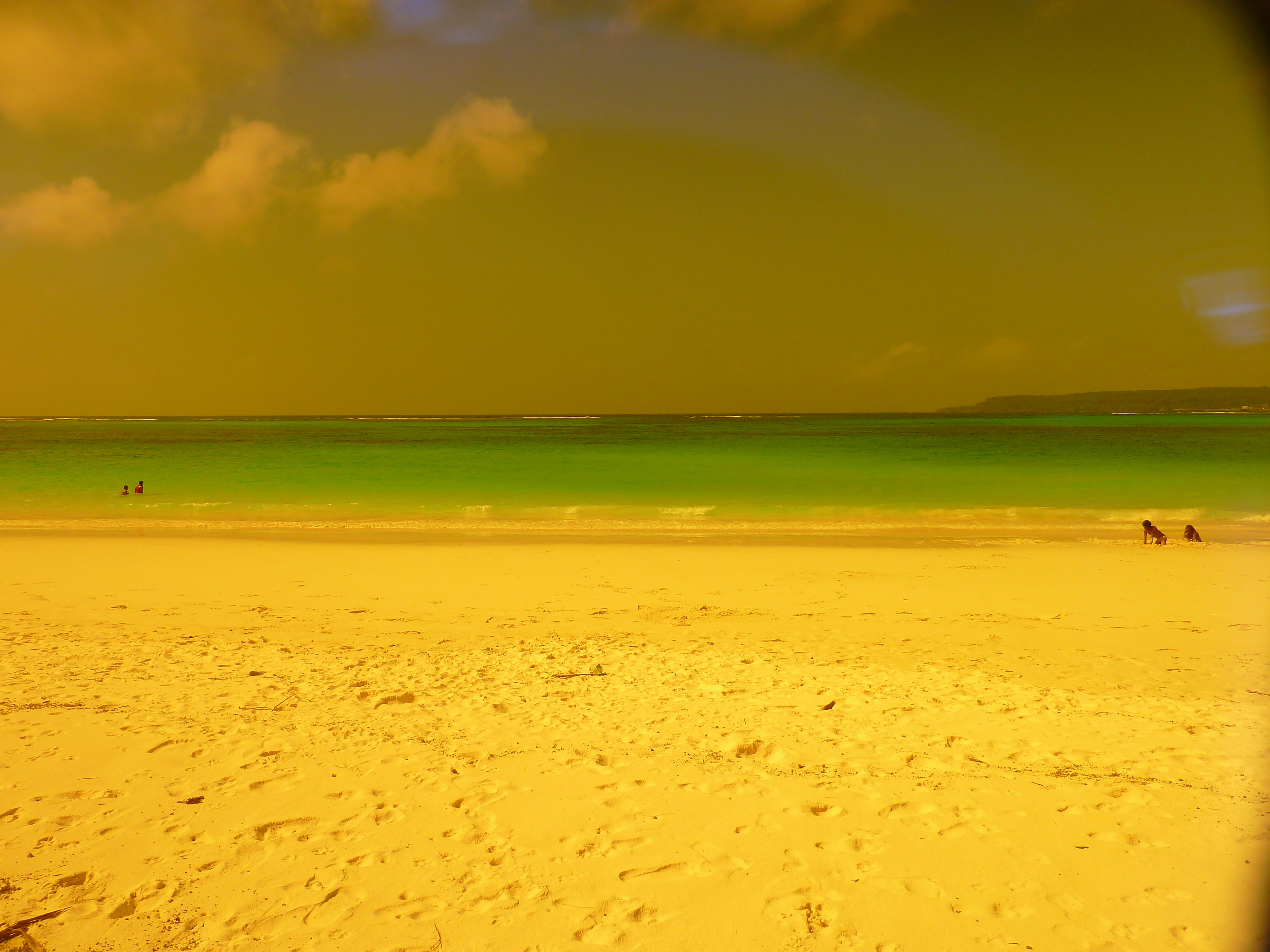 Picture New Caledonia Lifou Chateaubriant bay 2010-05 16 - Tour Chateaubriant bay