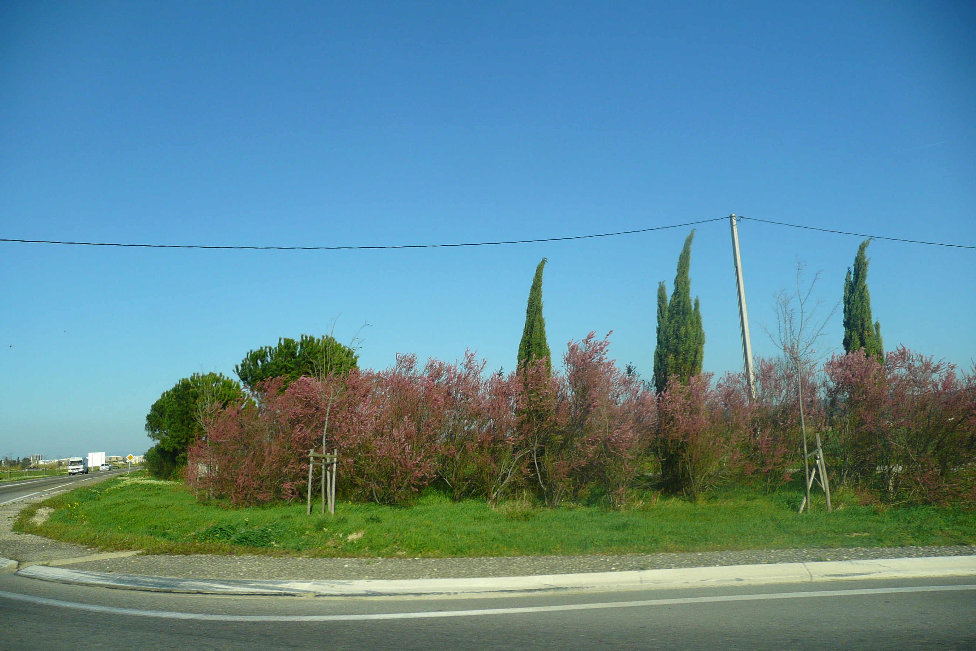 Picture France Provence Baux de Provence to Tarascon road 2008-04 1 - Tour Baux de Provence to Tarascon road