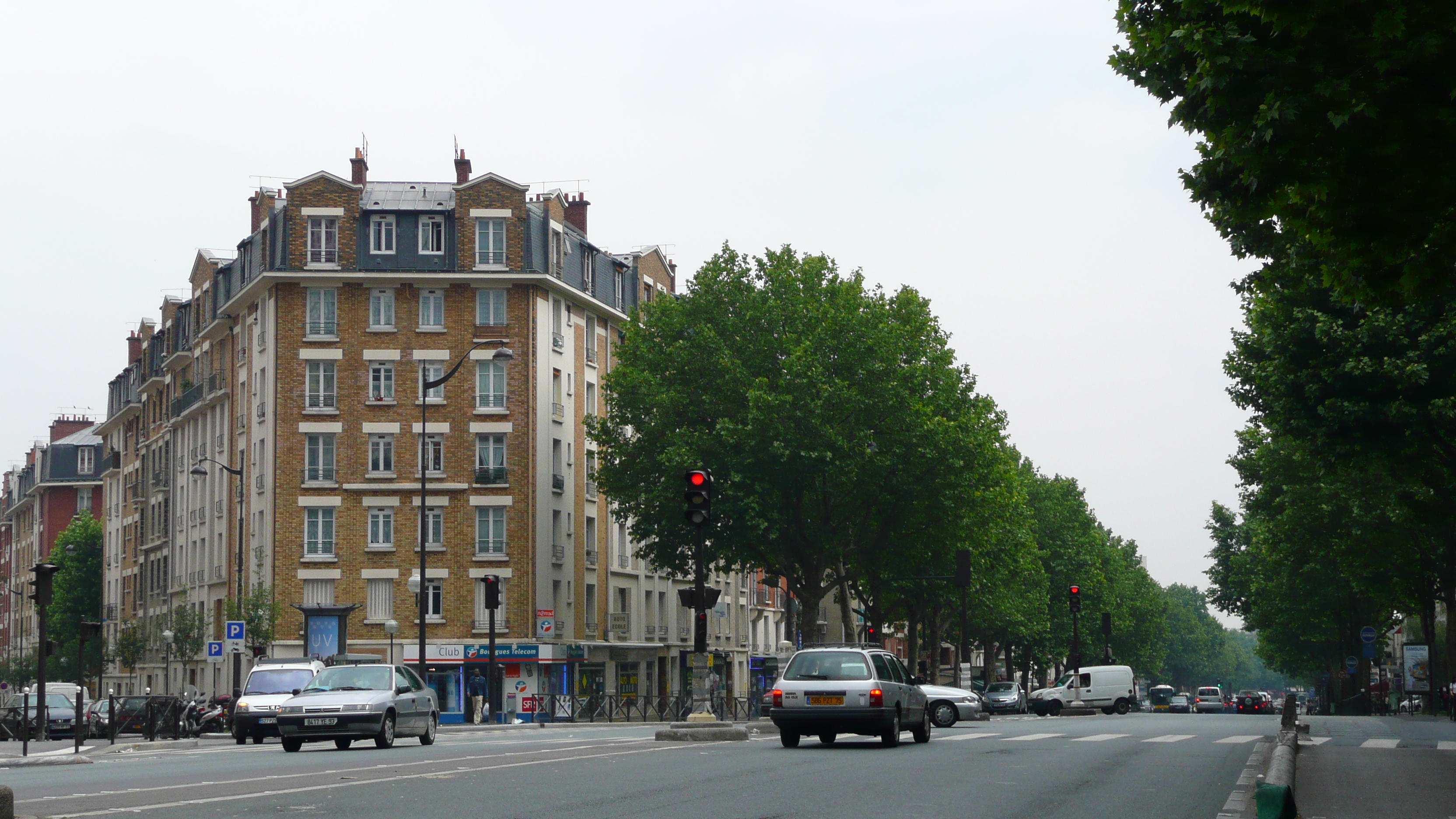 Picture France Paris Around Paris east 2007-06 4 - Center Around Paris east