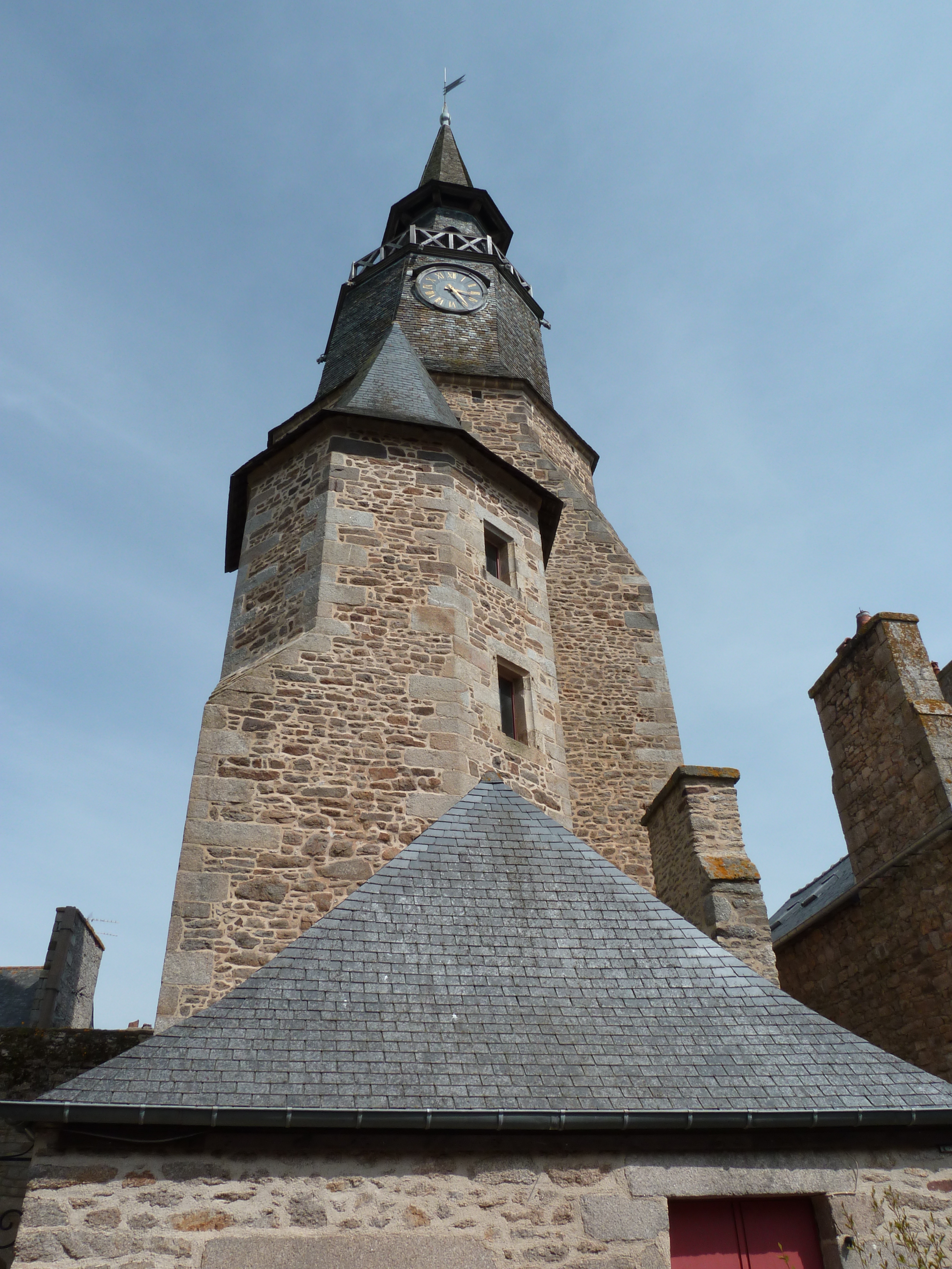 Picture France Dinan Dinan clock tower 2010-04 35 - Discovery Dinan clock tower