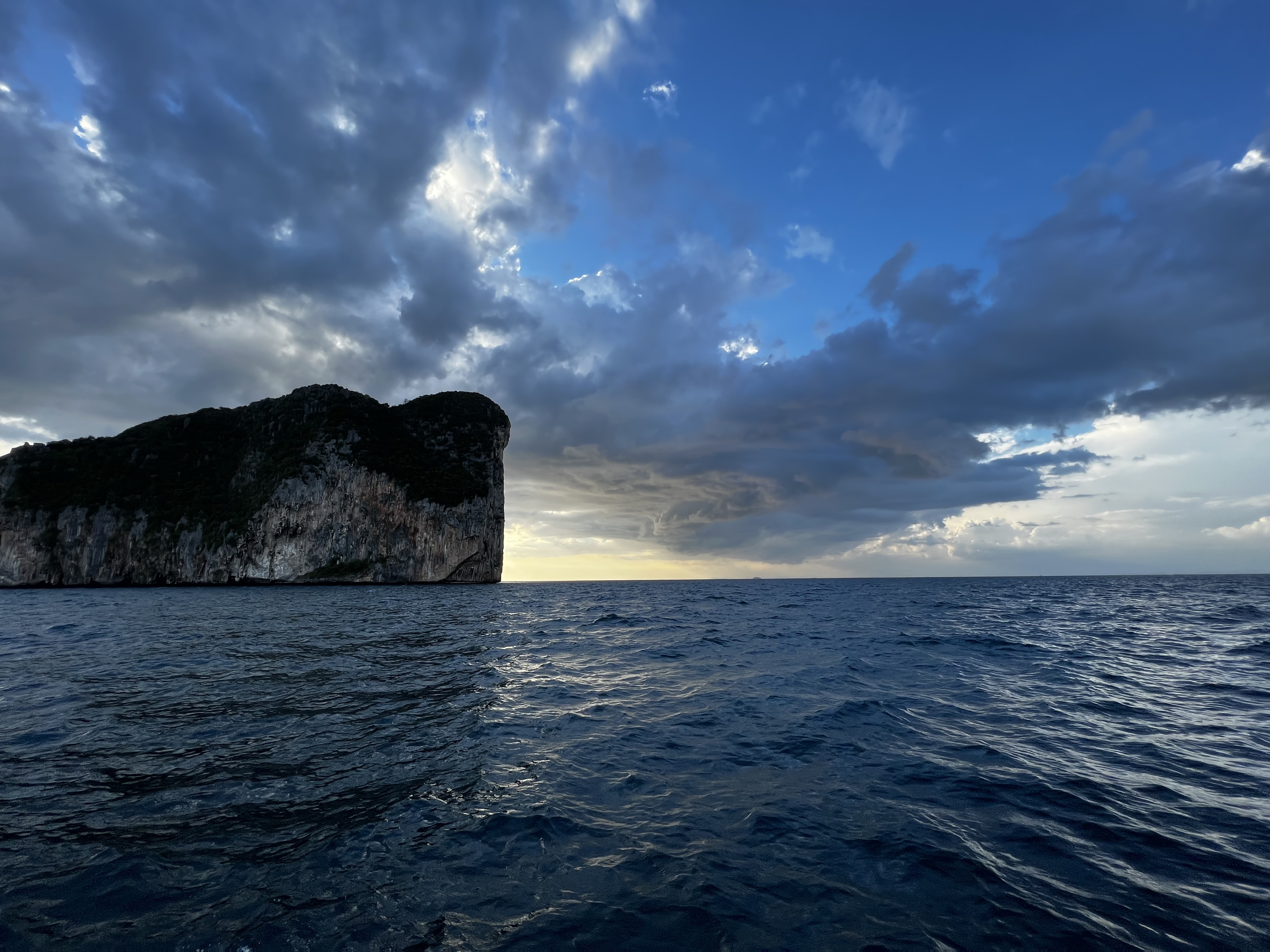 Picture Thailand Ko Phi Phi Ley 2021-12 21 - Around Ko Phi Phi Ley