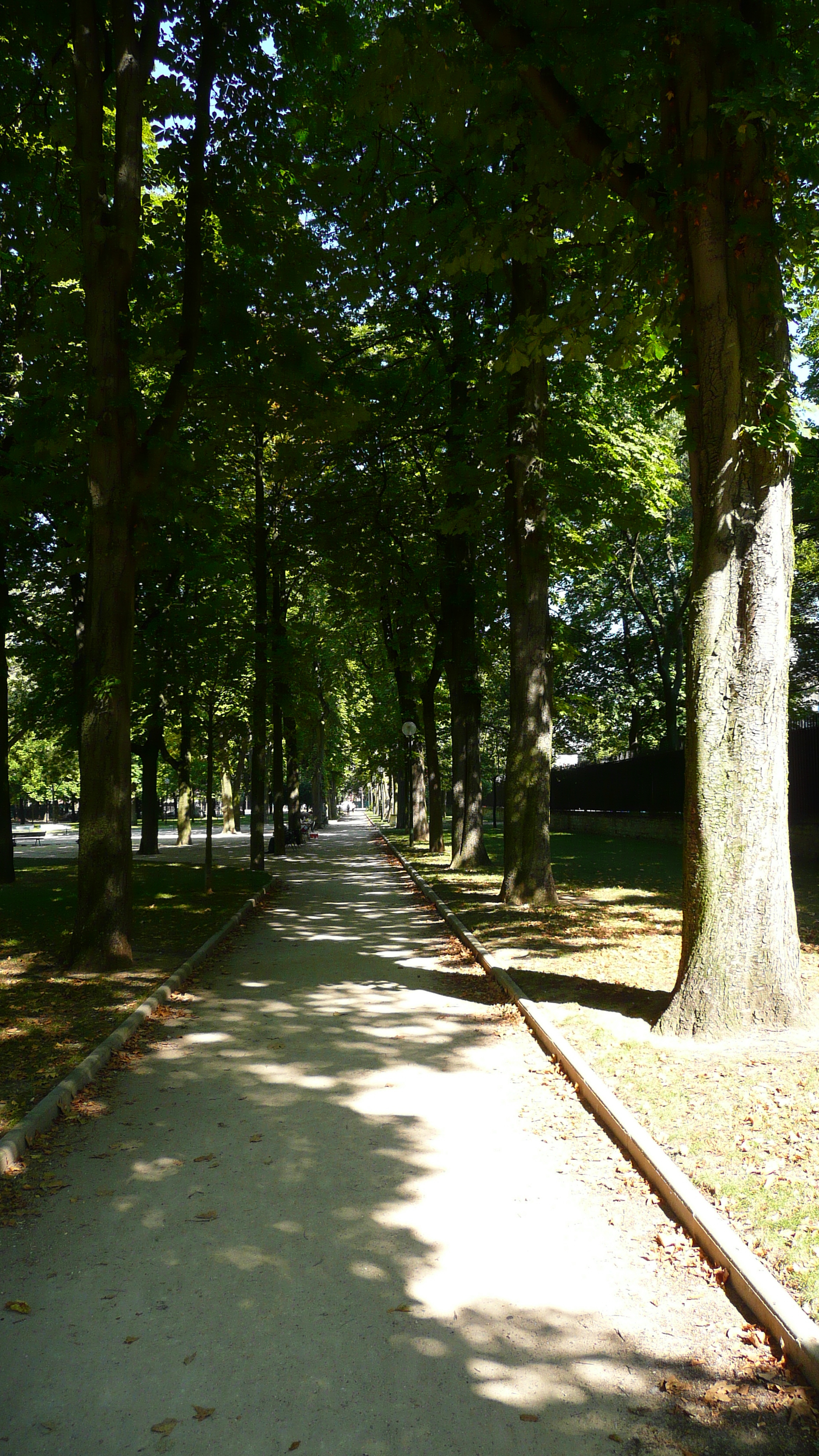 Picture France Paris Jardins du Ranelagh 2007-08 24 - History Jardins du Ranelagh