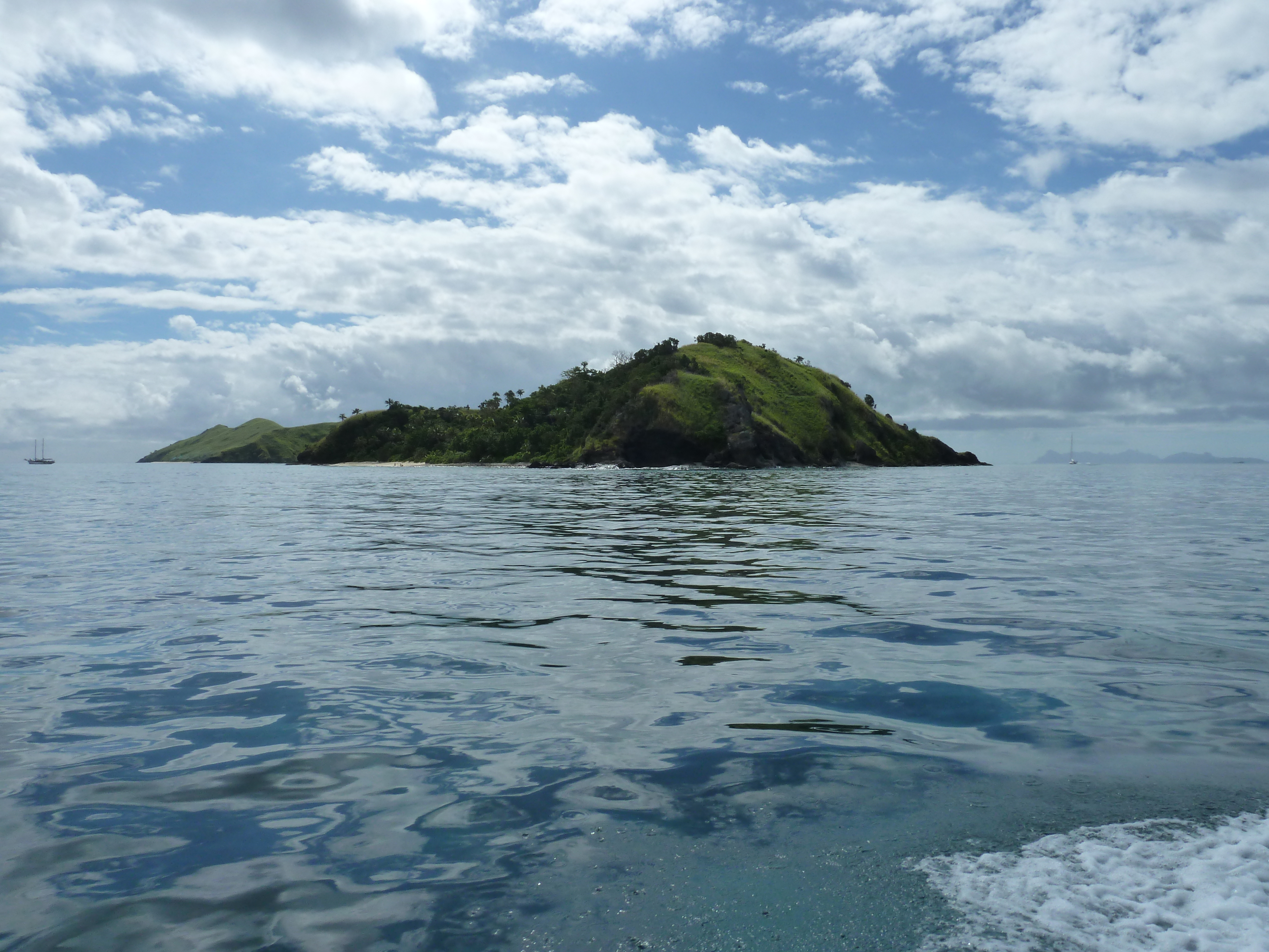 Picture Fiji Amunuca Island to Castaway Island 2010-05 0 - Center Amunuca Island to Castaway Island