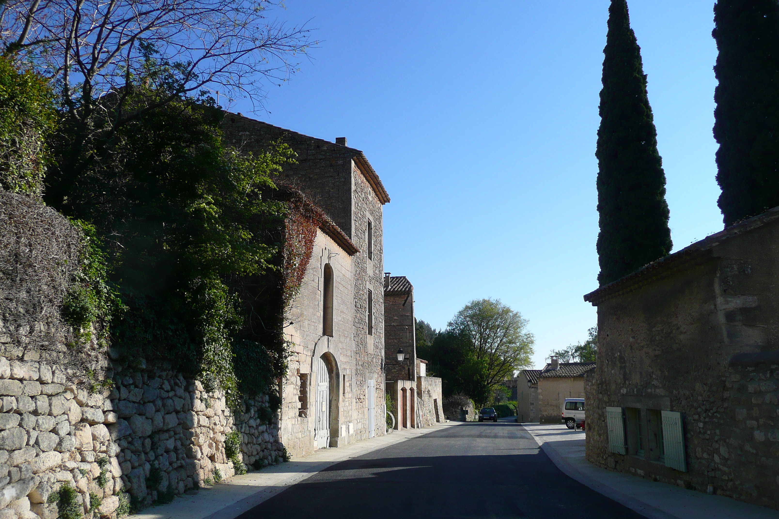 Picture France Baux de Provence Baux de Provence Village 2008-04 11 - Center Baux de Provence Village