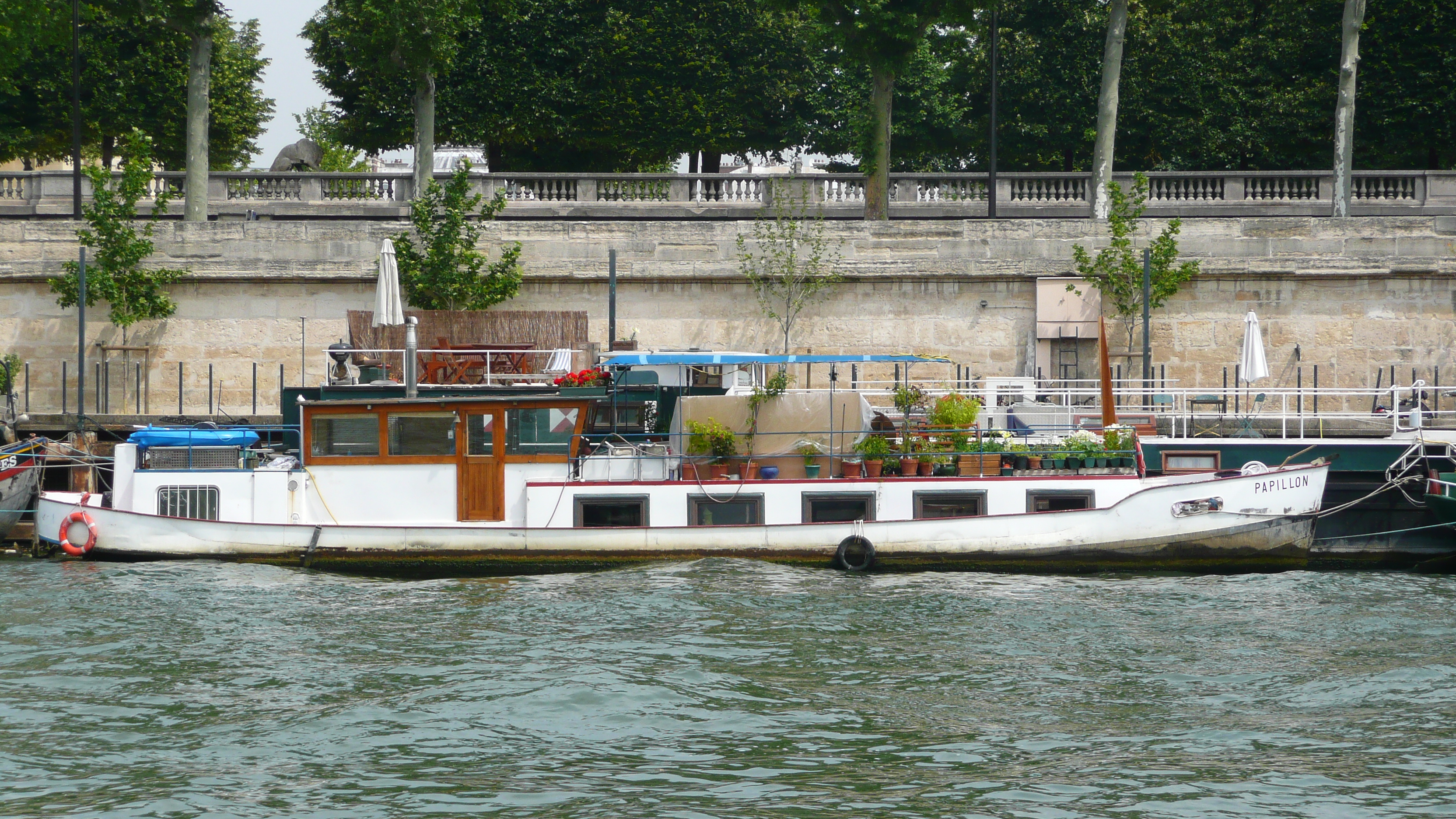 Picture France Paris Peniches Parisiennes 2007-06 34 - History Peniches Parisiennes