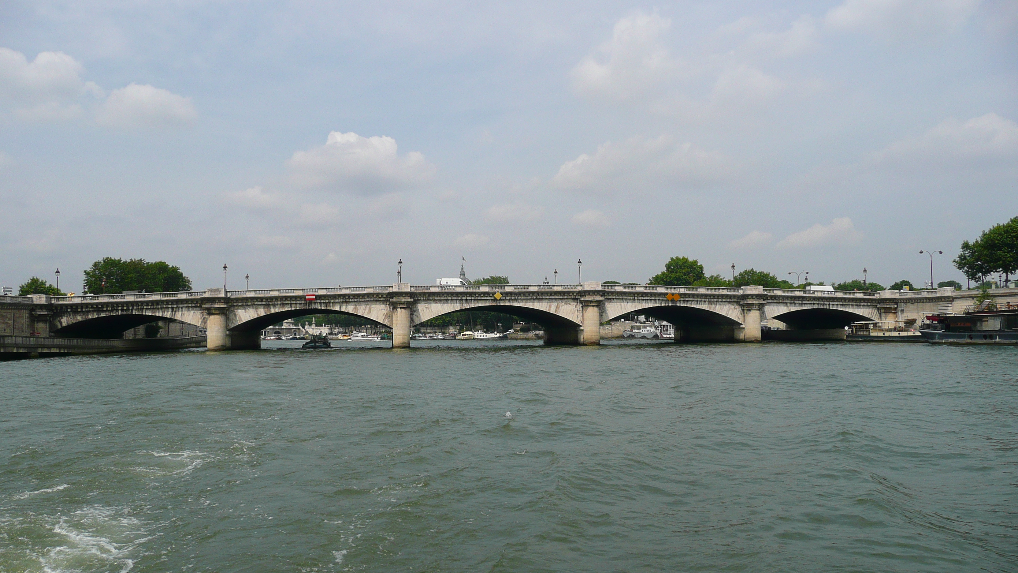 Picture France Paris Seine river 2007-06 183 - Around Seine river