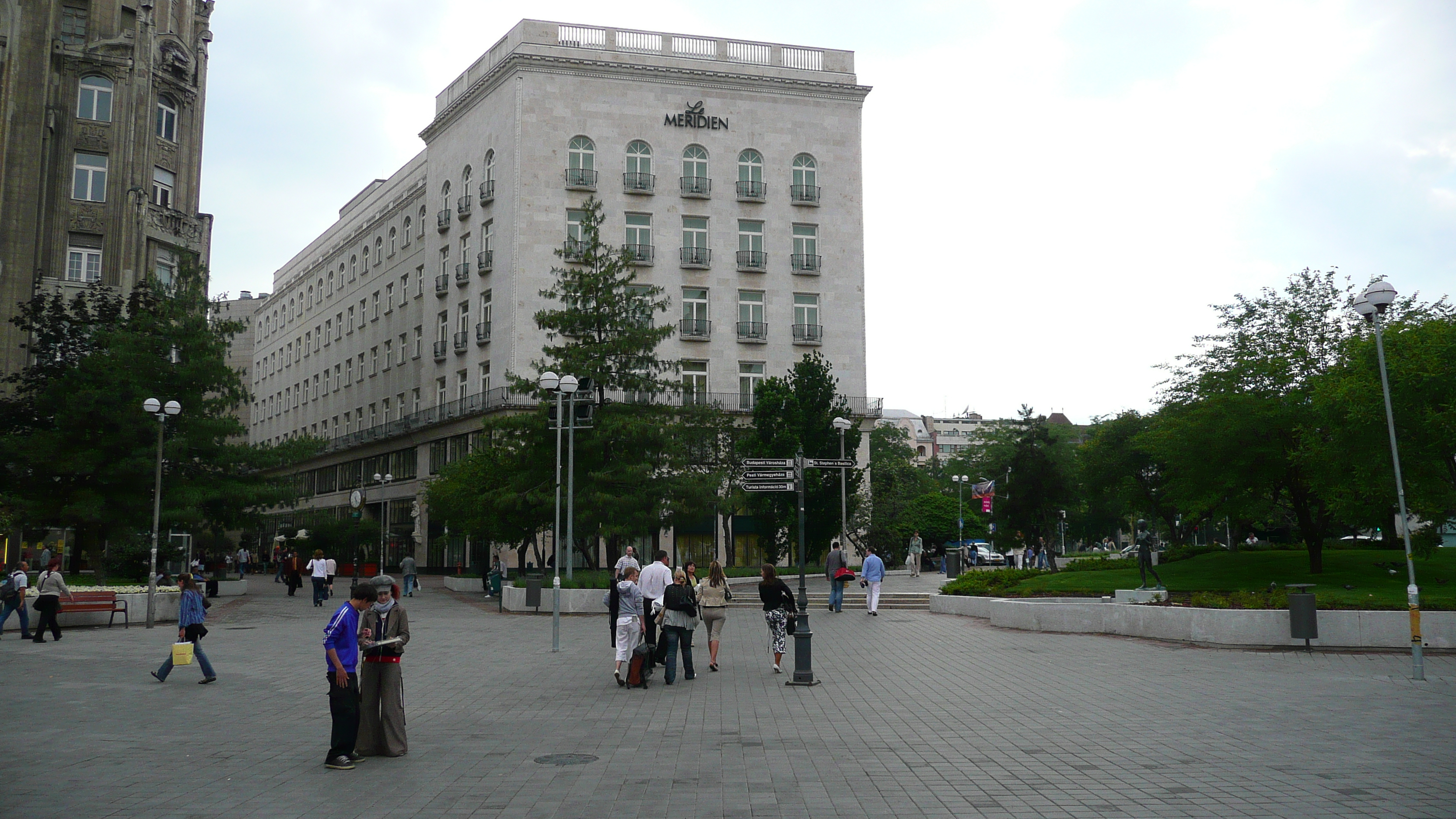 Picture Hungary Budapest Central Budapest 2007-06 112 - Around Central Budapest