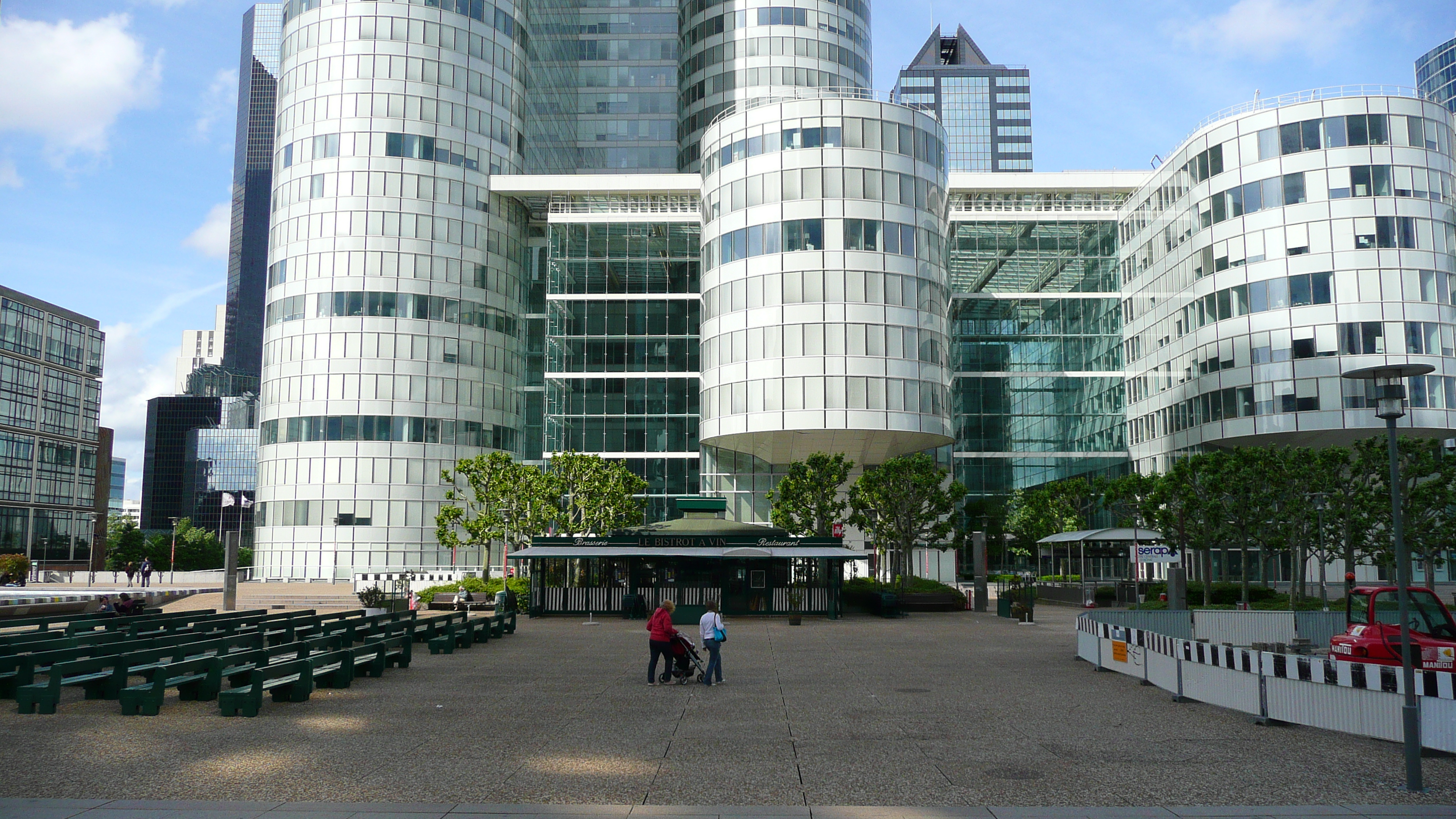 Picture France Paris La Defense 2007-05 107 - Journey La Defense