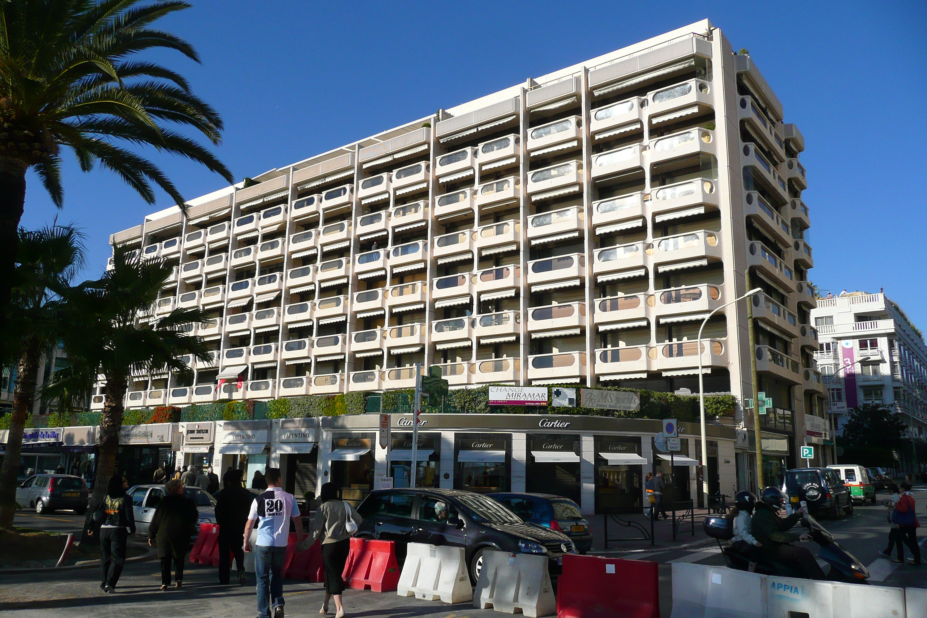 Picture France Cannes Croisette 2007-10 84 - History Croisette