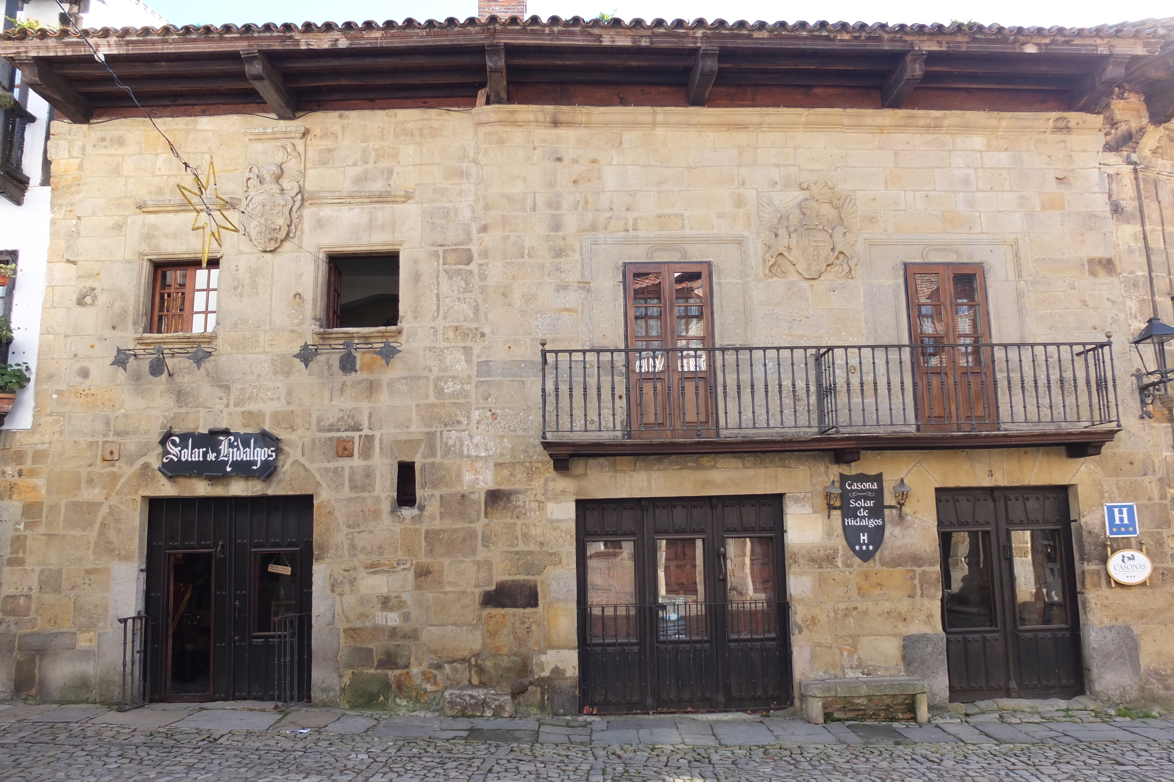 Picture Spain Santillana del Mar 2013-01 32 - Recreation Santillana del Mar