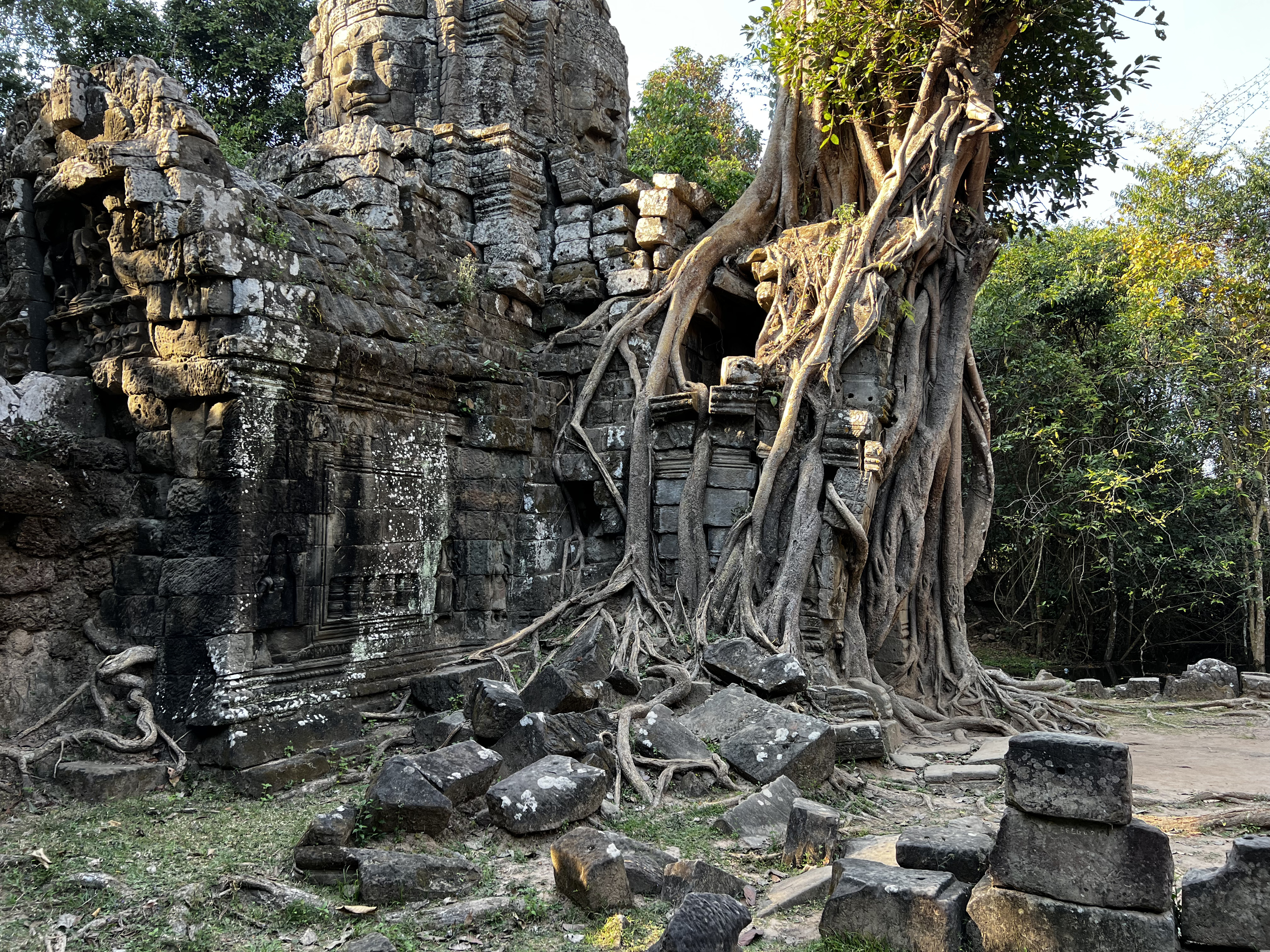 Picture Cambodia Siem Reap Ta Som 2023-01 43 - Recreation Ta Som