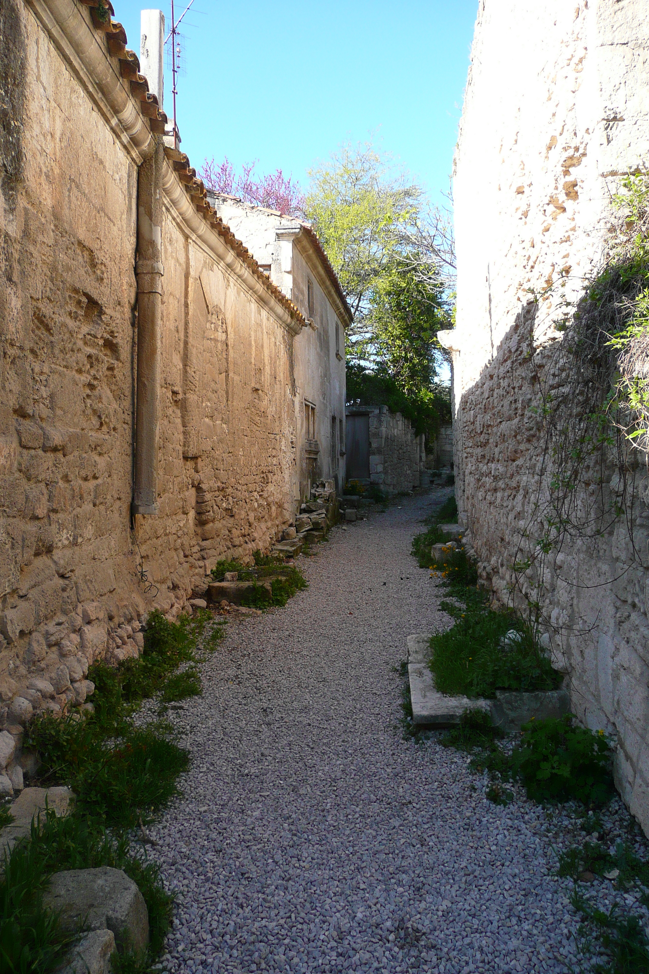 Picture France Baux de Provence Baux de Provence Village 2008-04 3 - Center Baux de Provence Village