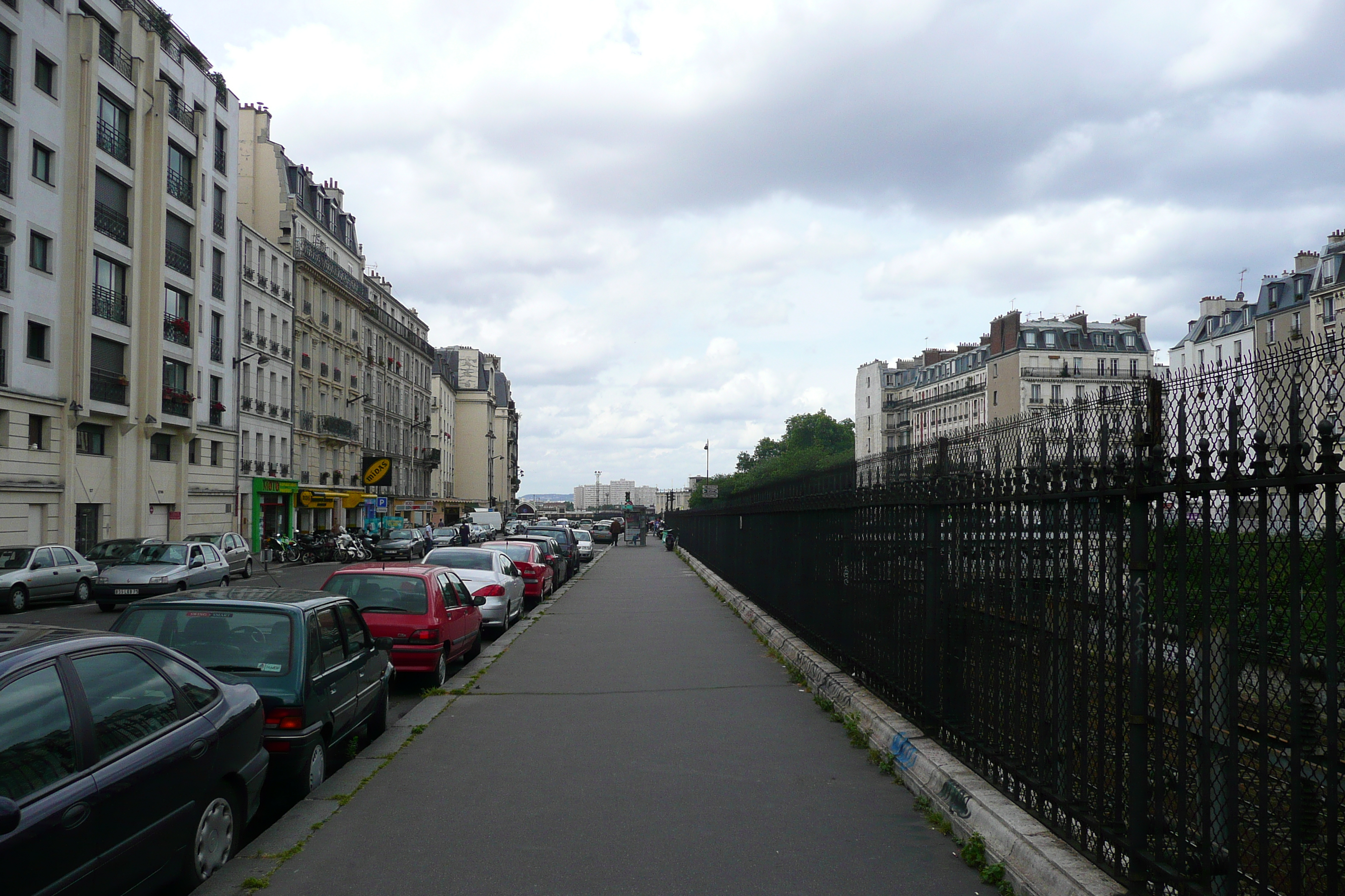 Picture France Paris Rue de Rome 2007-06 104 - Center Rue de Rome