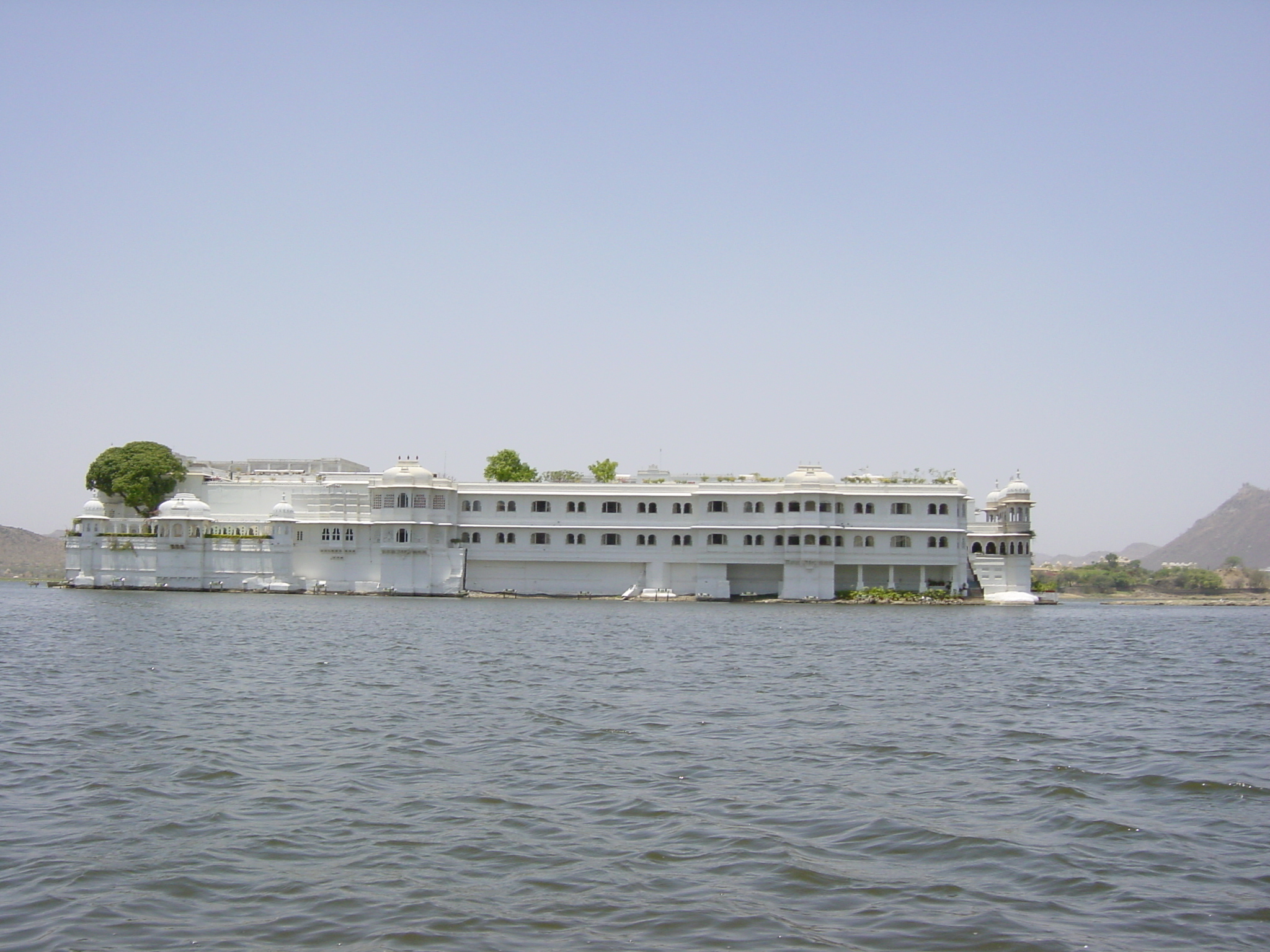 Picture India Udaipur Lake Palace Hotel 2003-05 46 - Recreation Lake Palace Hotel