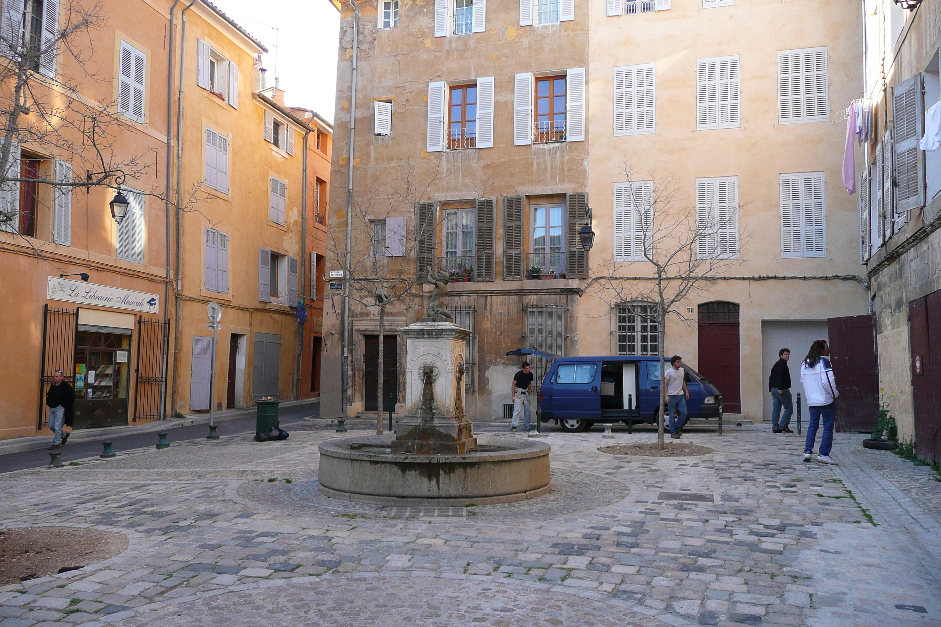 Picture France Aix en Provence Forum des Cardeurs 2008-04 16 - Around Forum des Cardeurs