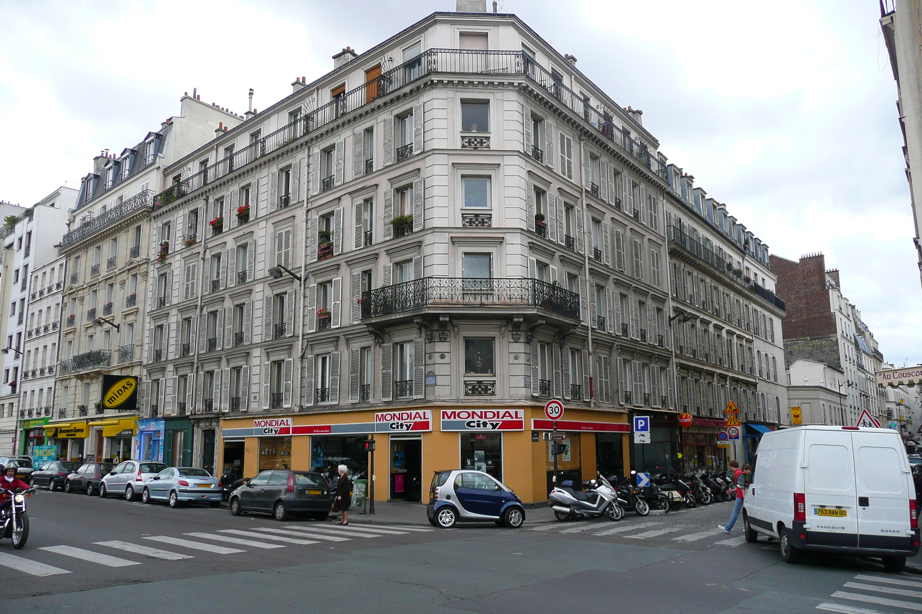 Picture France Paris Rue de Rome 2007-06 90 - Discovery Rue de Rome