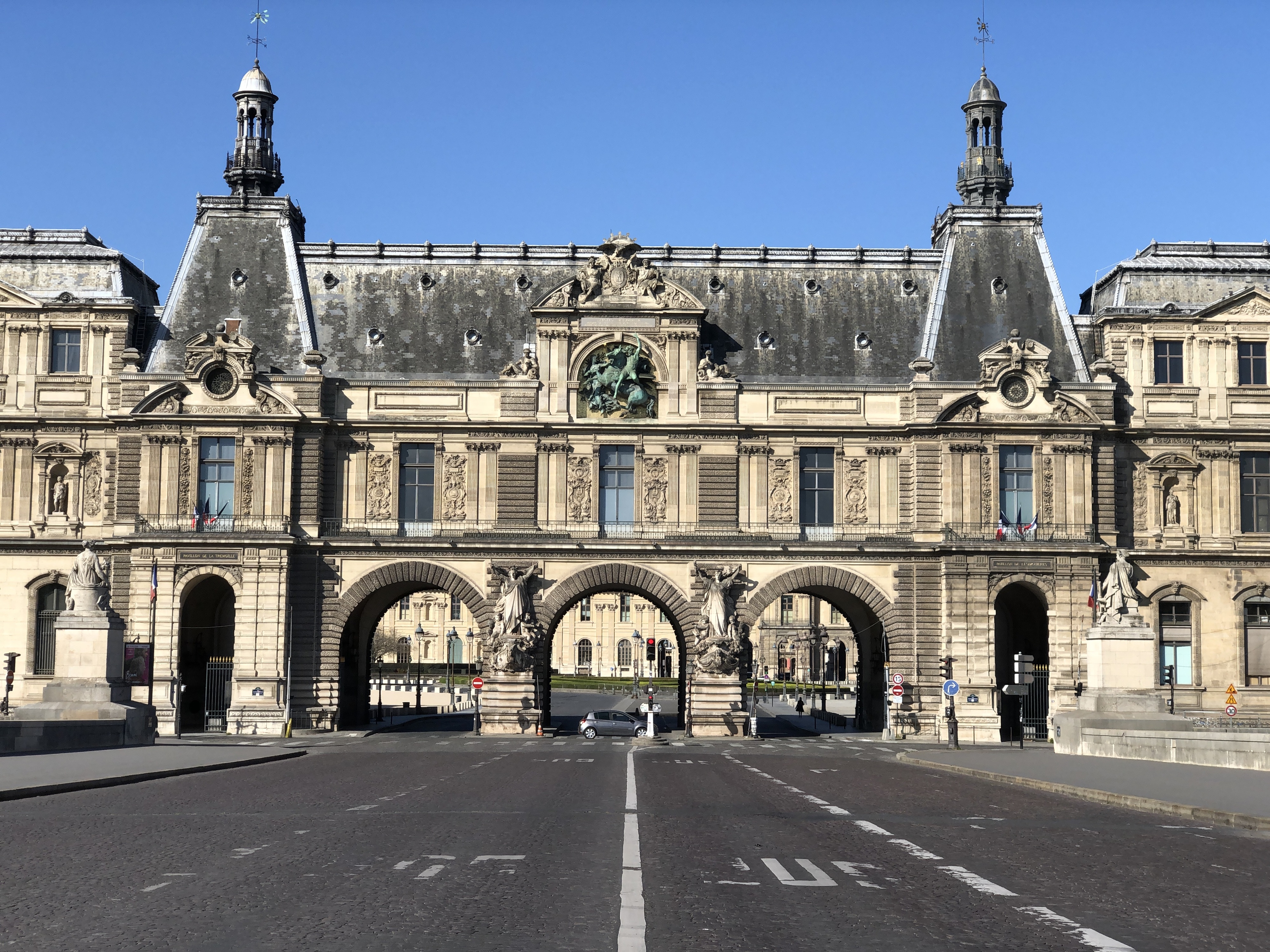 Picture France Paris lockdown 2020-04 160 - Tours Paris lockdown